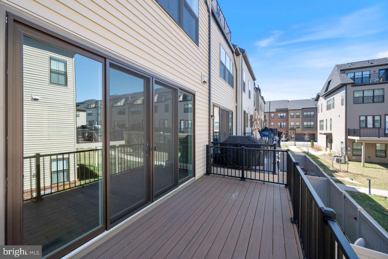 BREN POINTE - Residential Lease