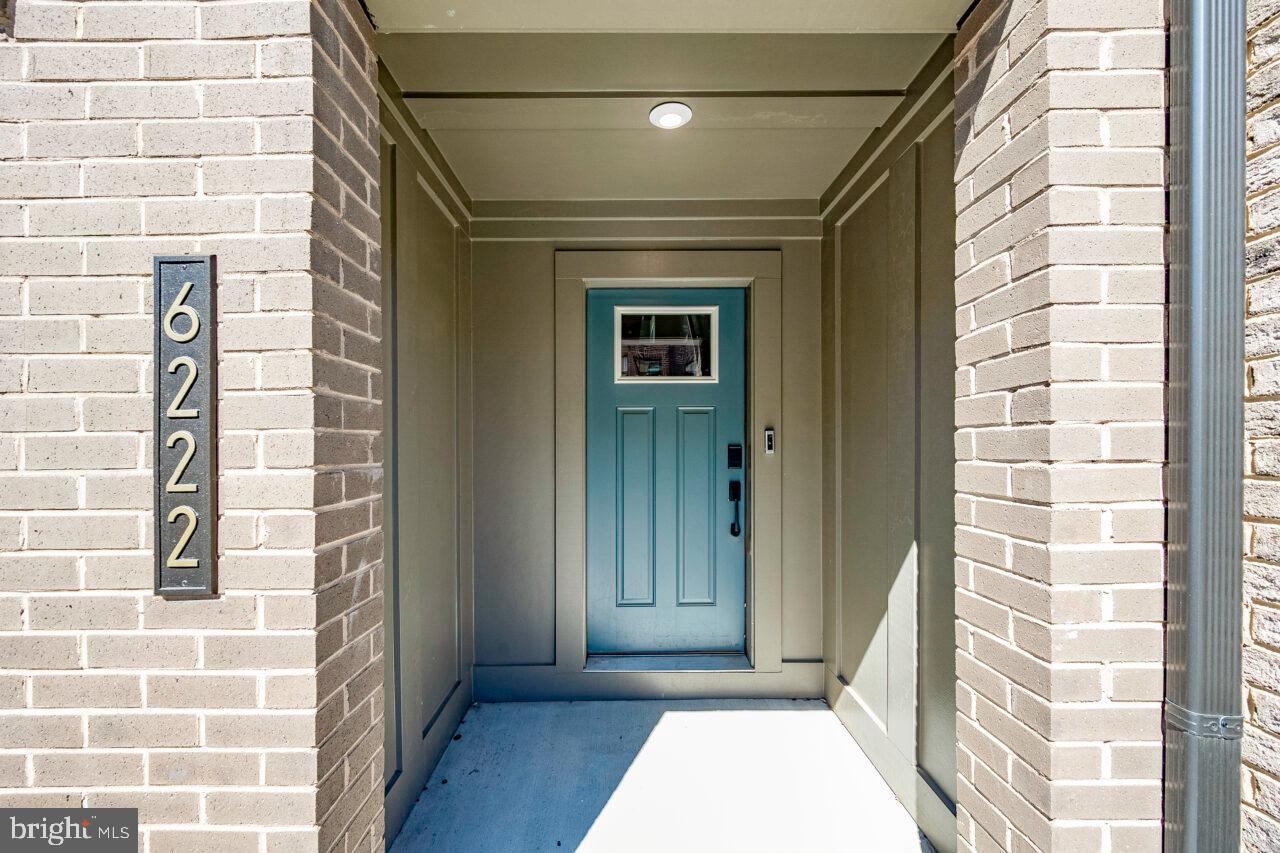 BREN POINTE - Residential Lease