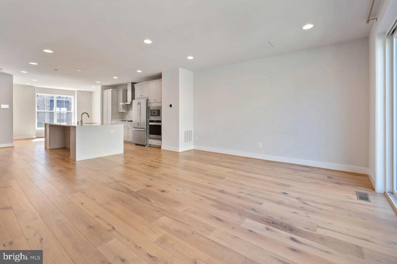 BREN POINTE - Residential Lease