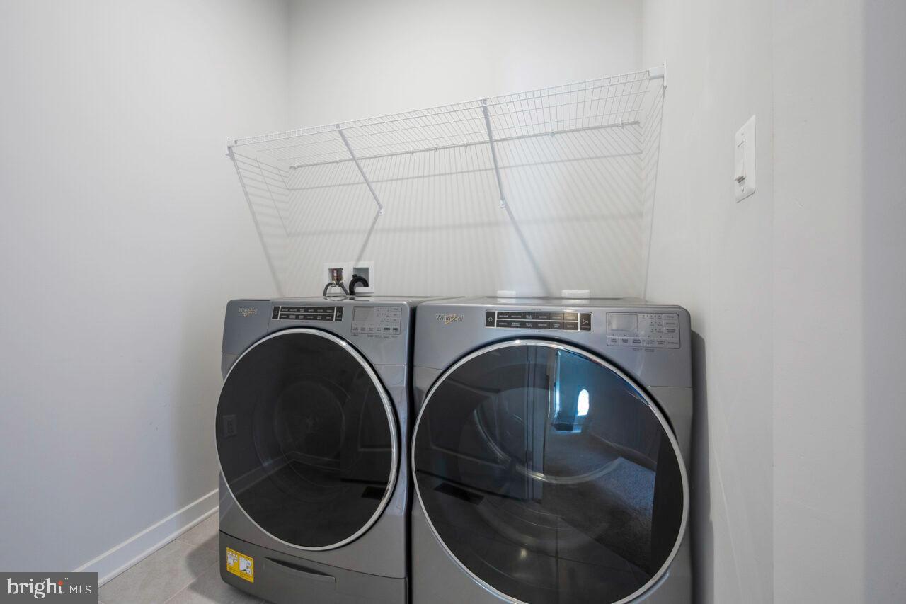 BREN POINTE - Residential Lease