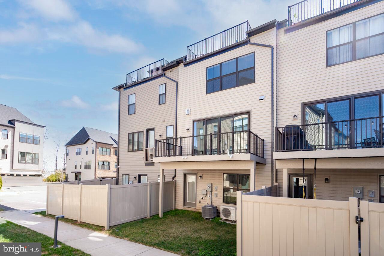 BREN POINTE - Residential Lease
