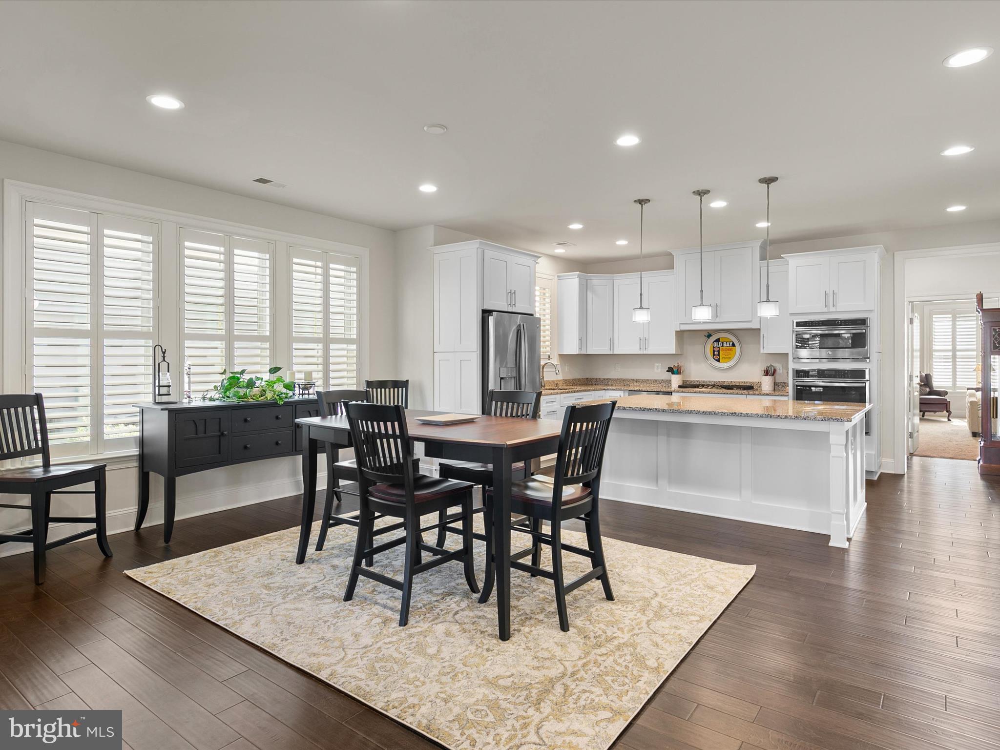 BAY FOREST CLUB - Residential