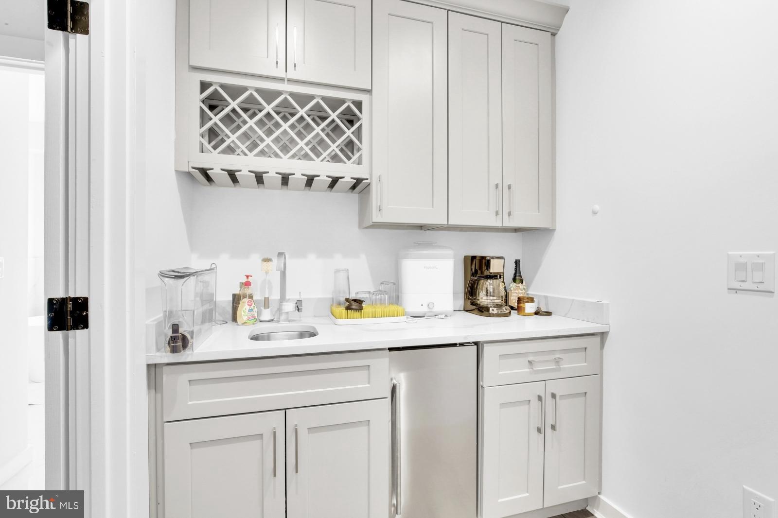 GRAYS FERRY - Residential Lease