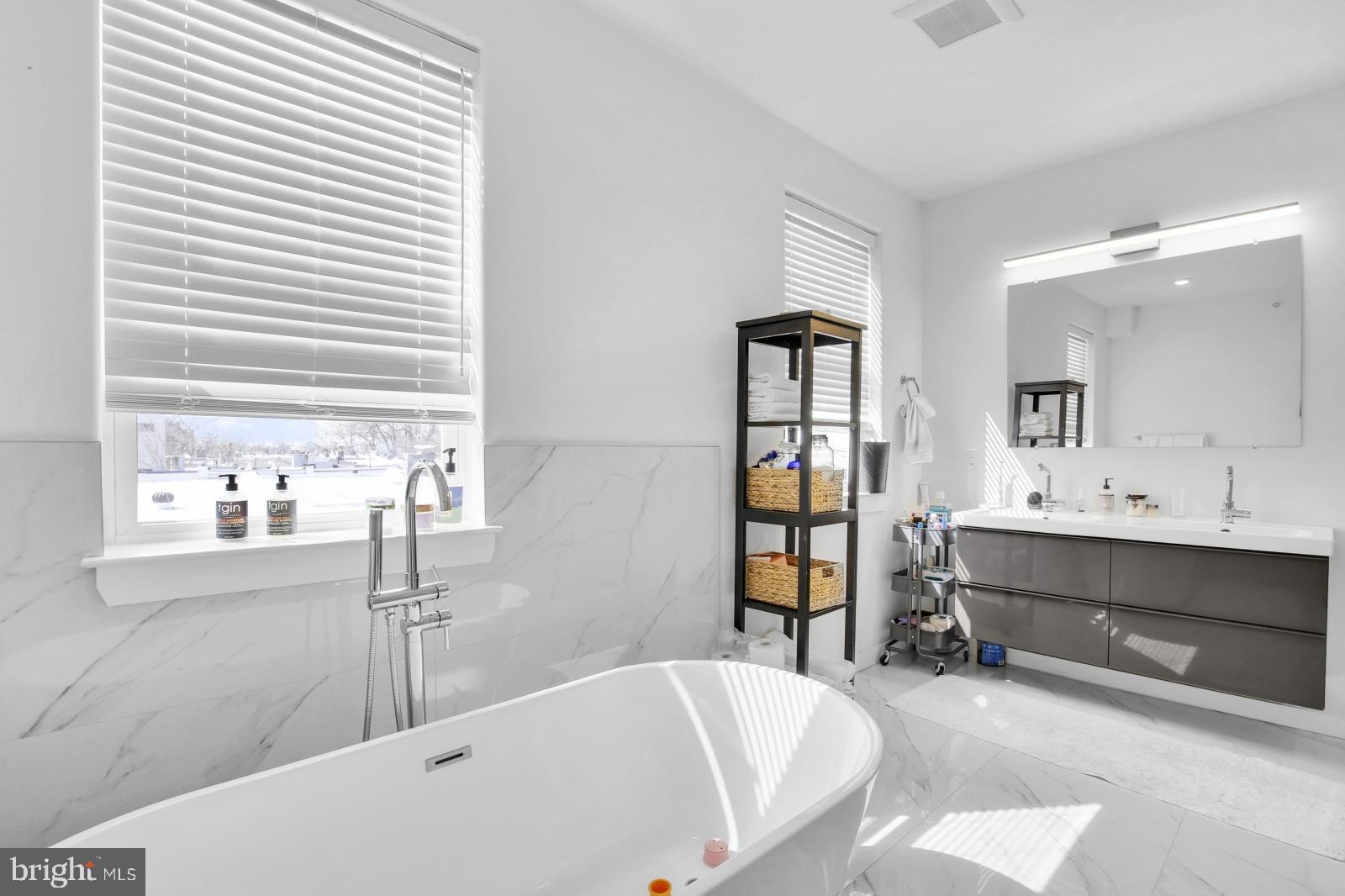 GRAYS FERRY - Residential Lease