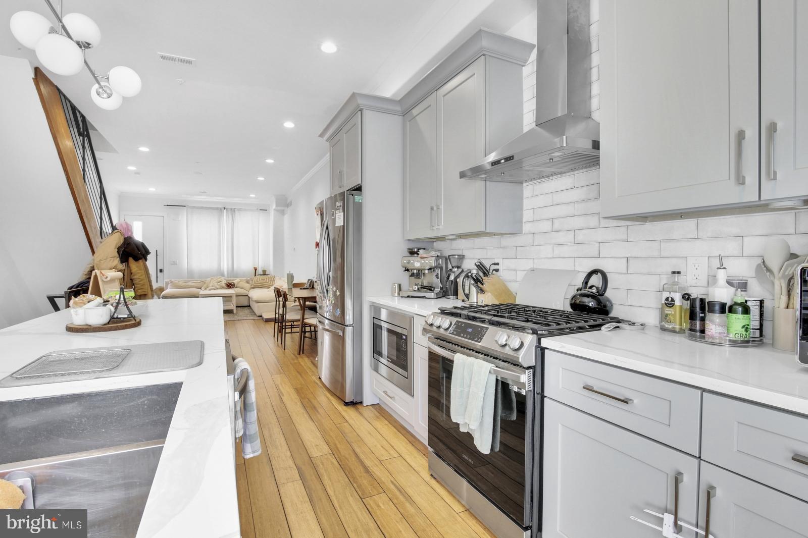 GRAYS FERRY - Residential Lease