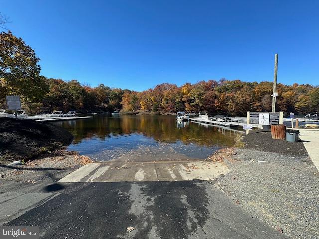 LAKE HOLIDAY ESTATES - Residential