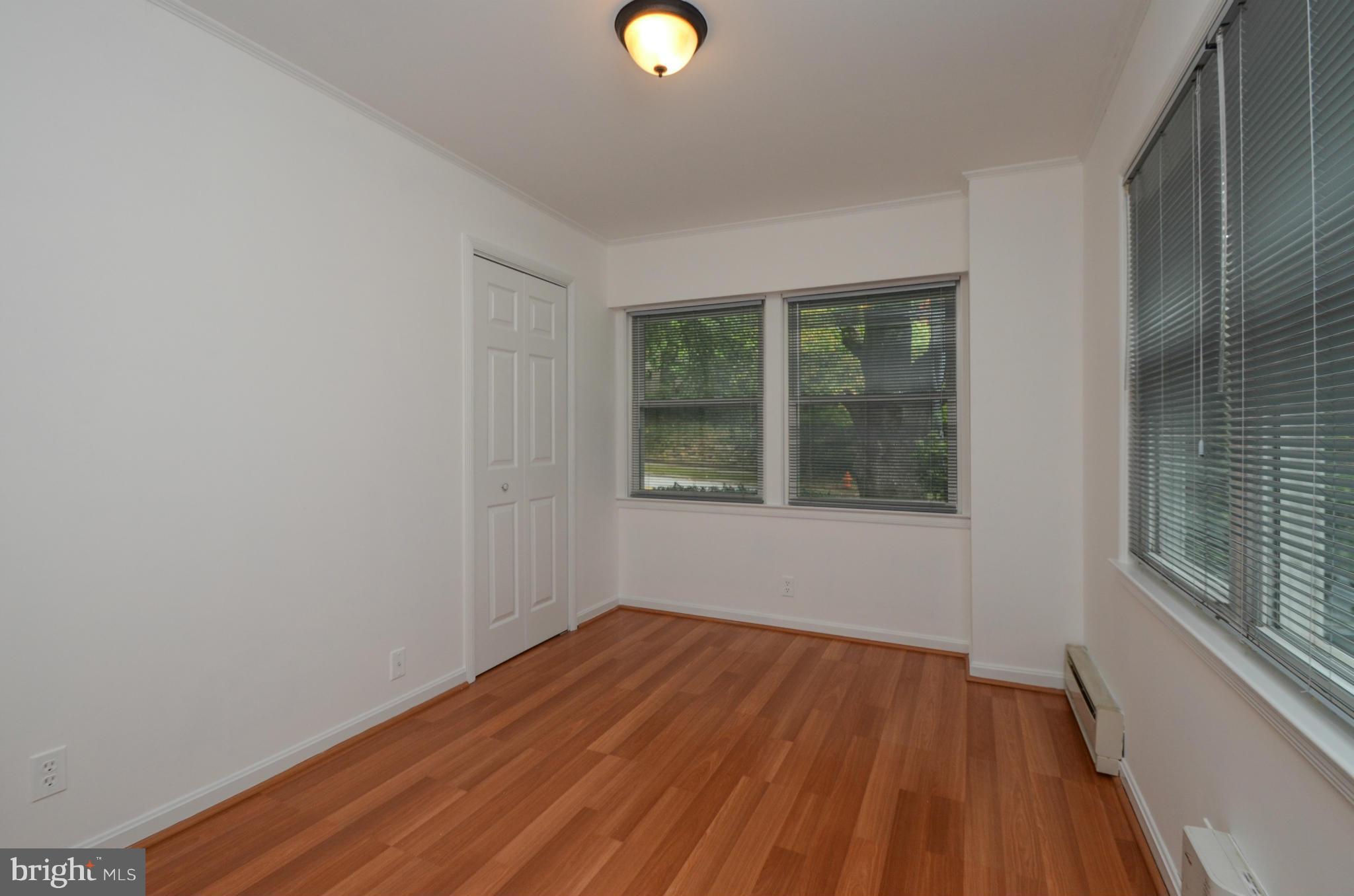 GLENDALE - Residential Lease
