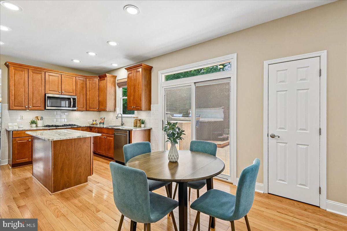 WEST END - Residential