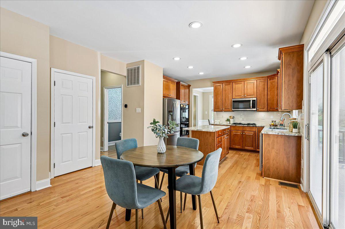 WEST END - Residential