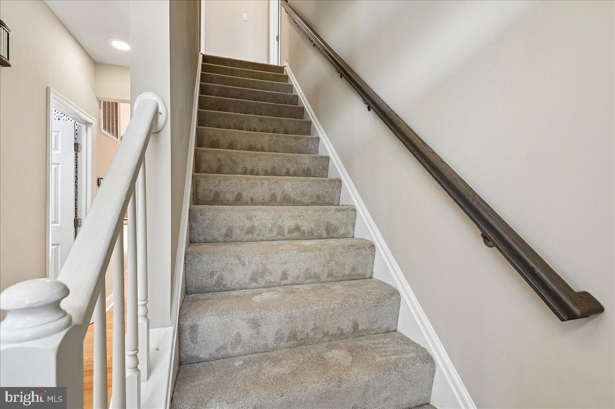 WEST END - Residential