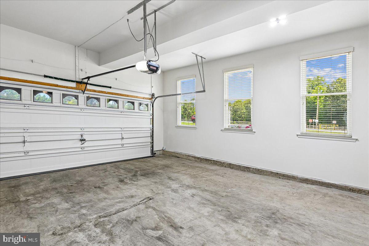 WEST END - Residential