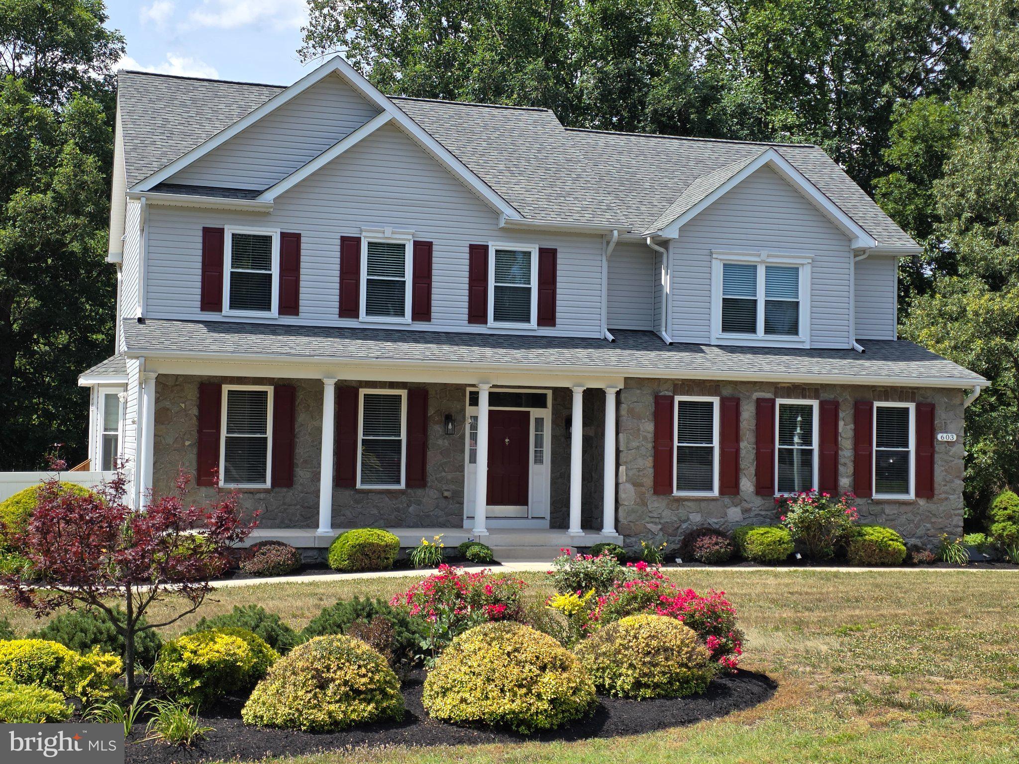 WEST END - Residential