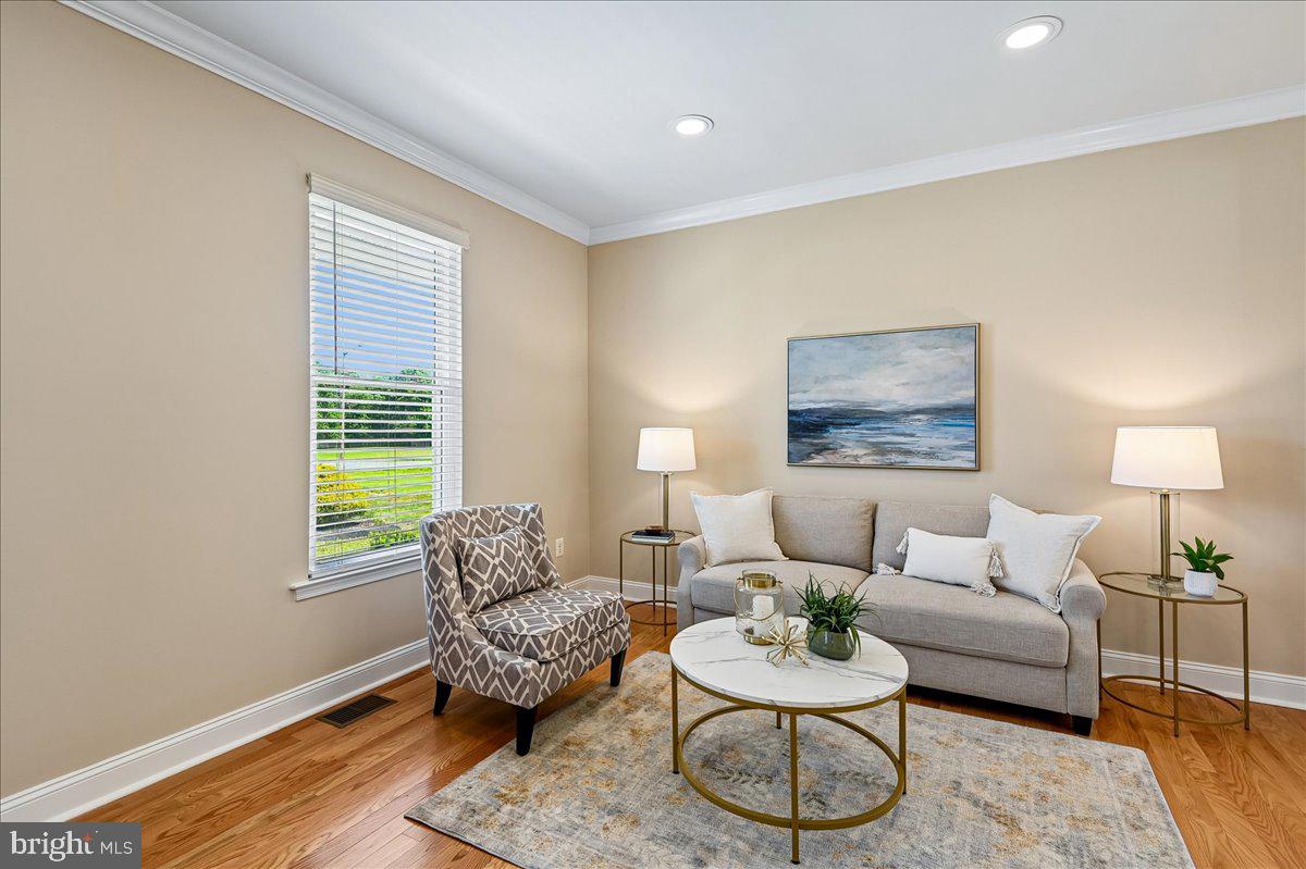 WEST END - Residential