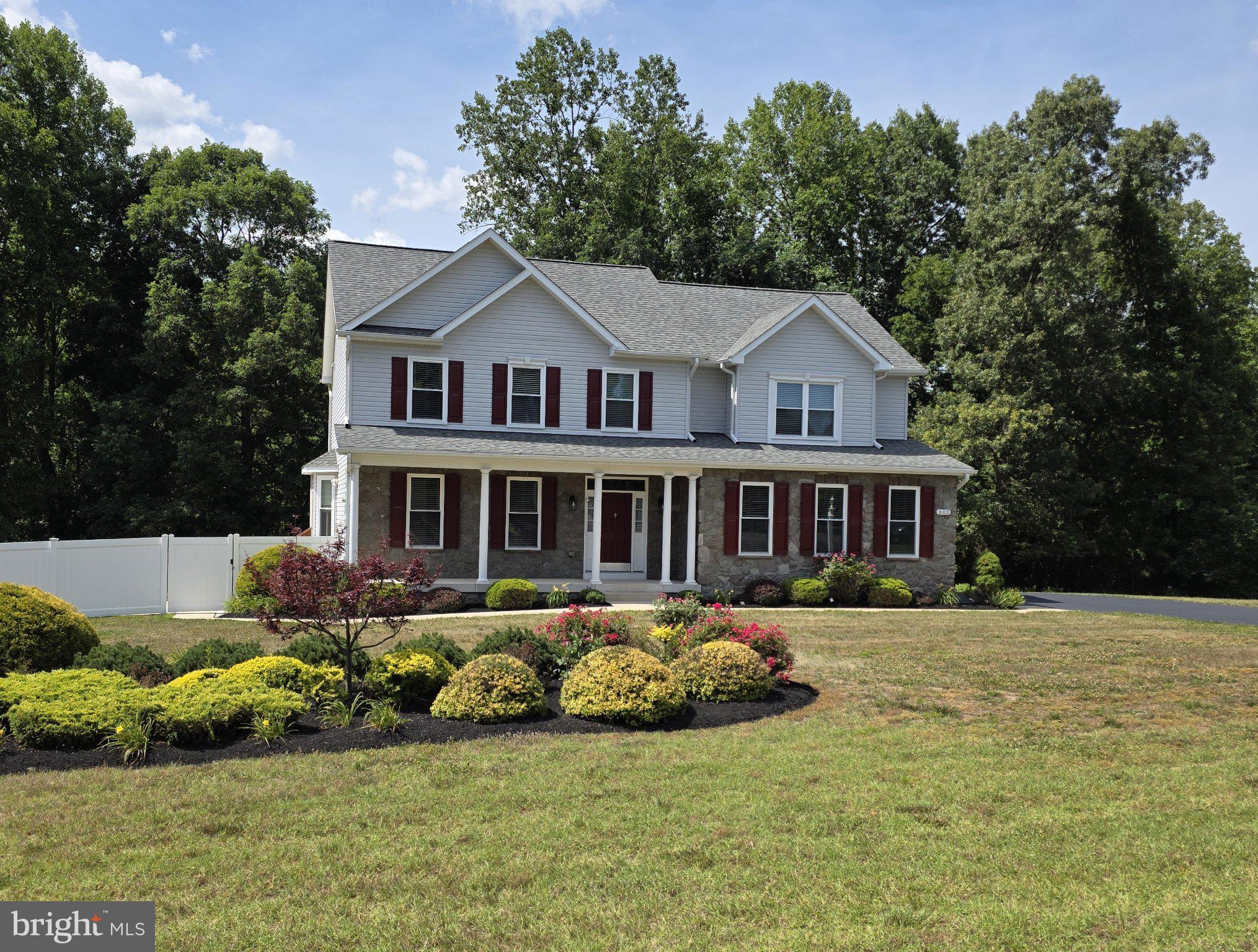 WEST END - Residential