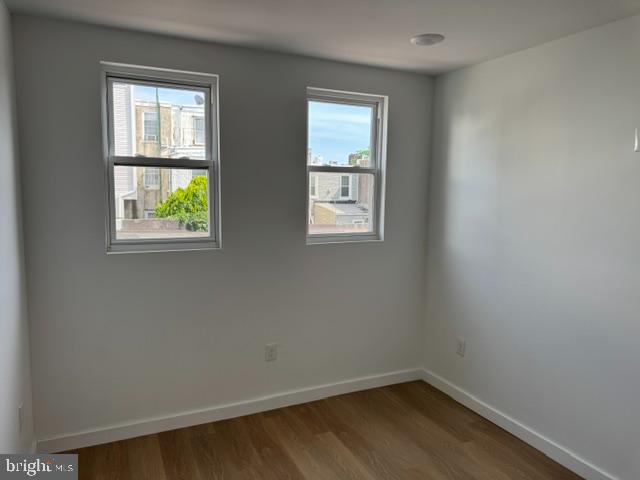 EAST KENSINGTON - Residential Income