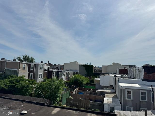 EAST KENSINGTON - Residential Income