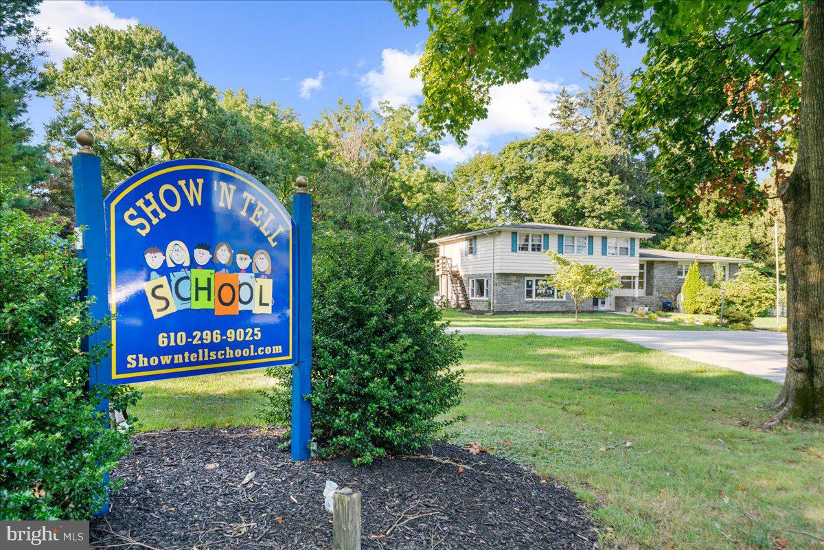PAOLI MANOR - Commercial Sale