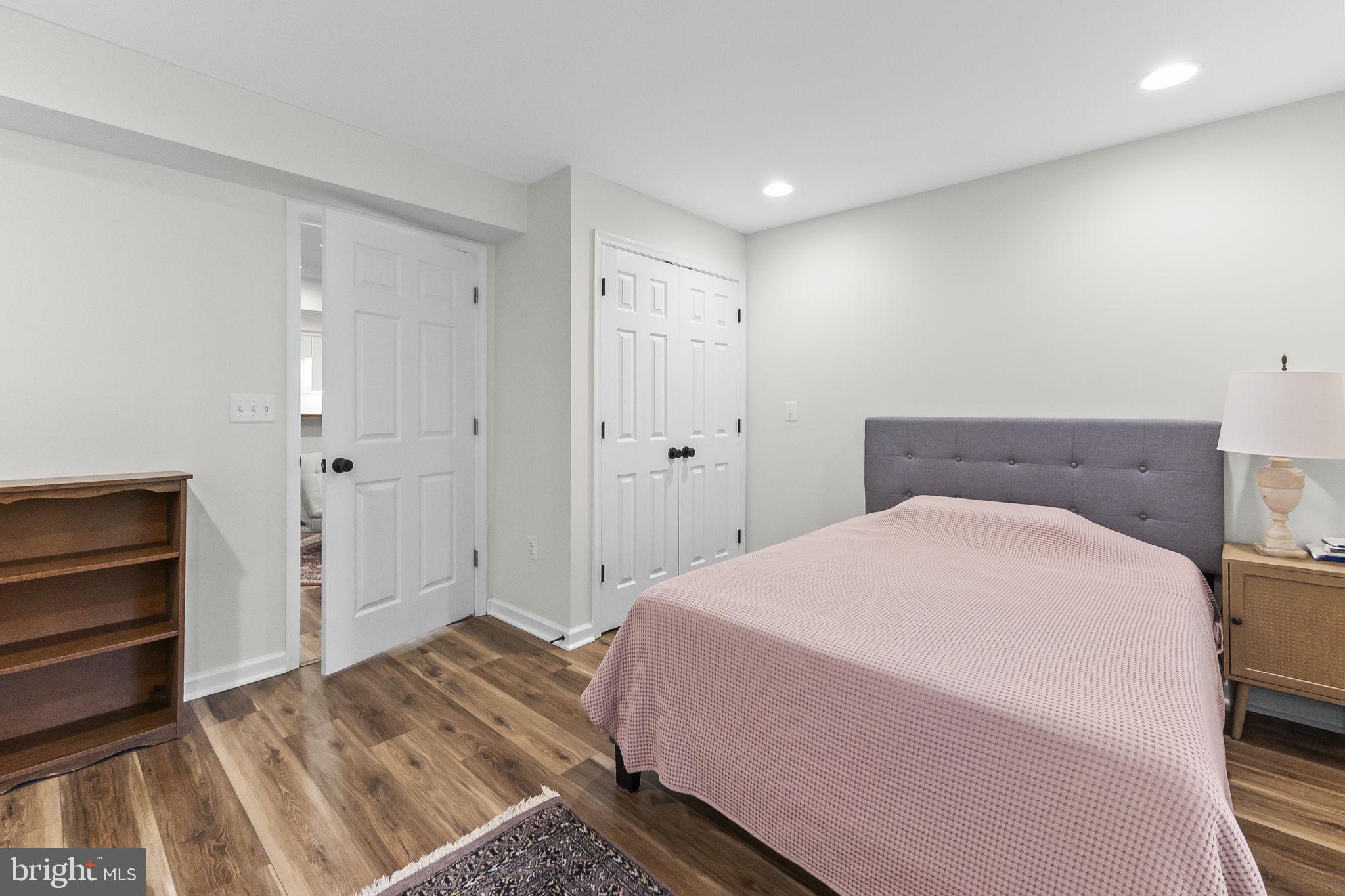 BROOKSIDE - Residential