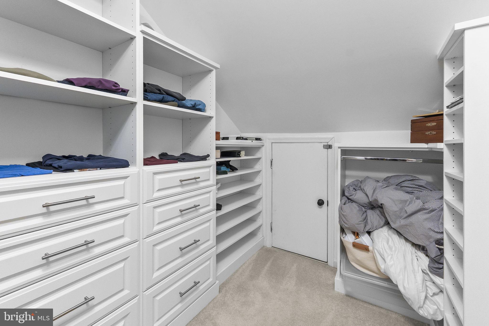 BROOKSIDE - Residential