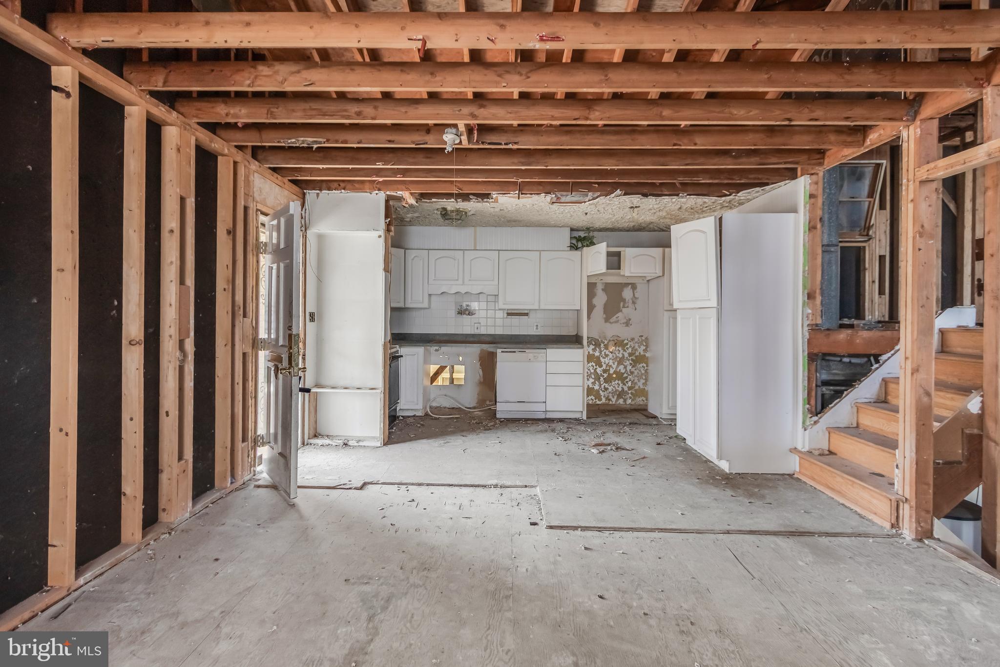OYSTER HARBOR - Residential
