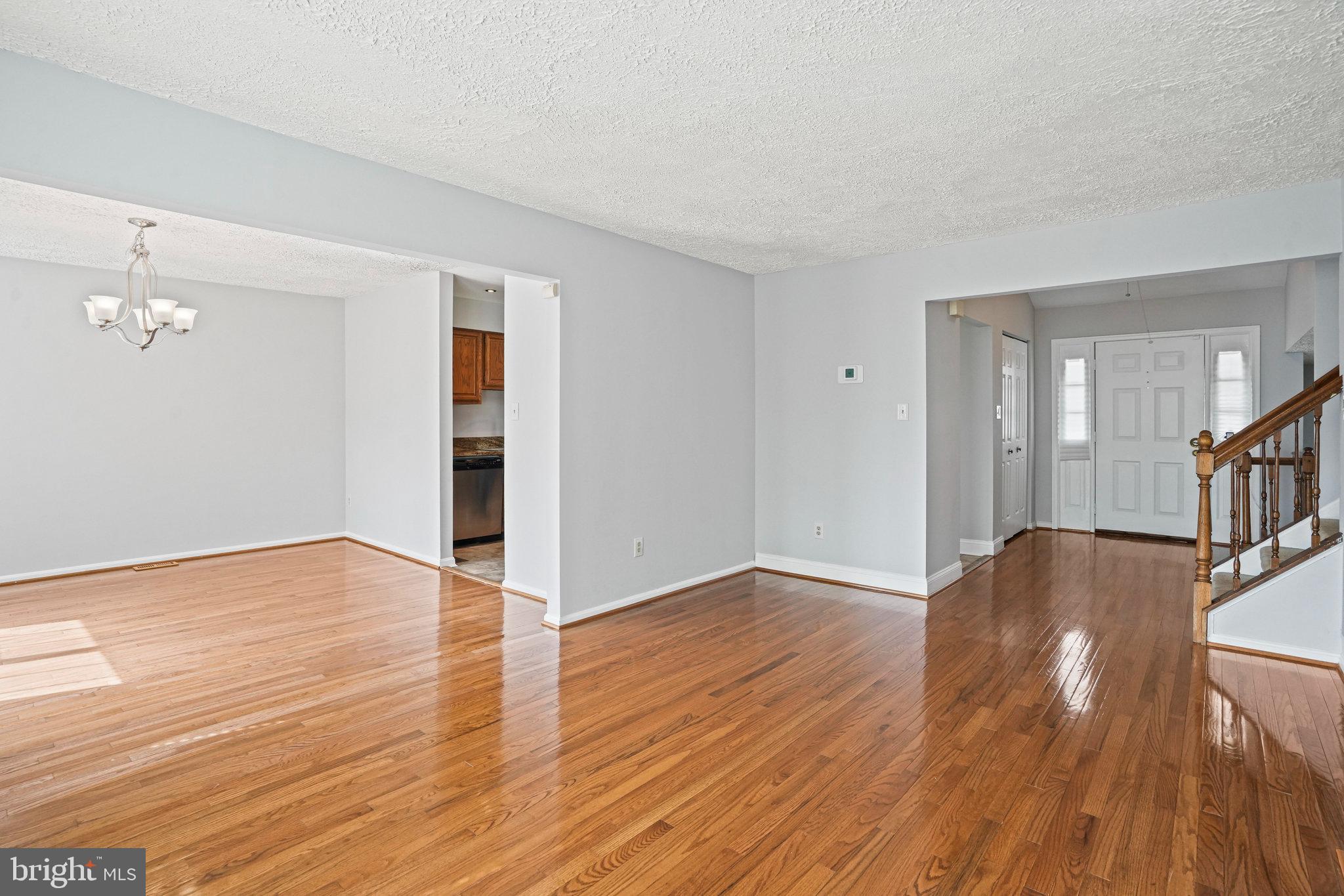 CALVERTON - Residential