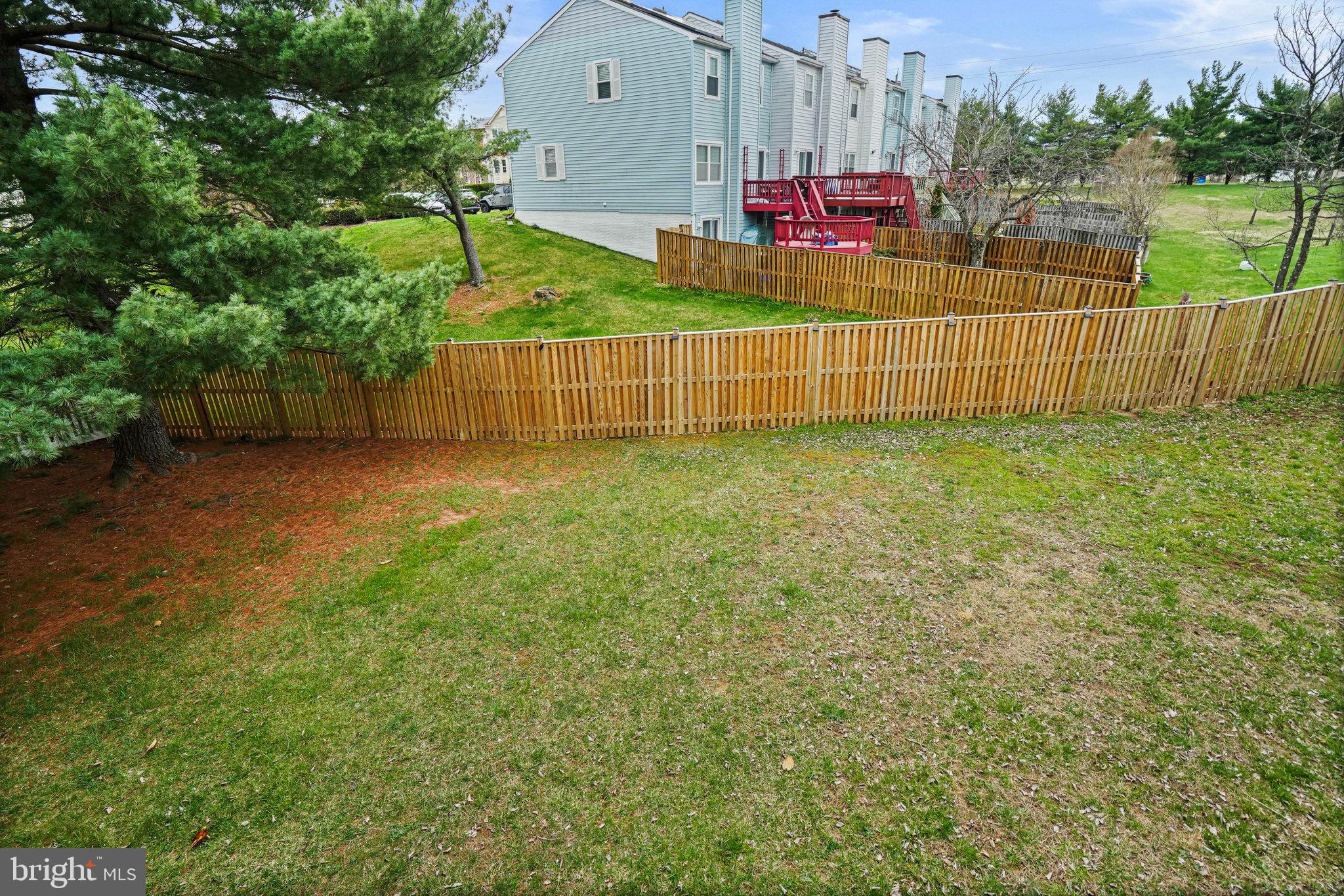 CALVERTON - Residential
