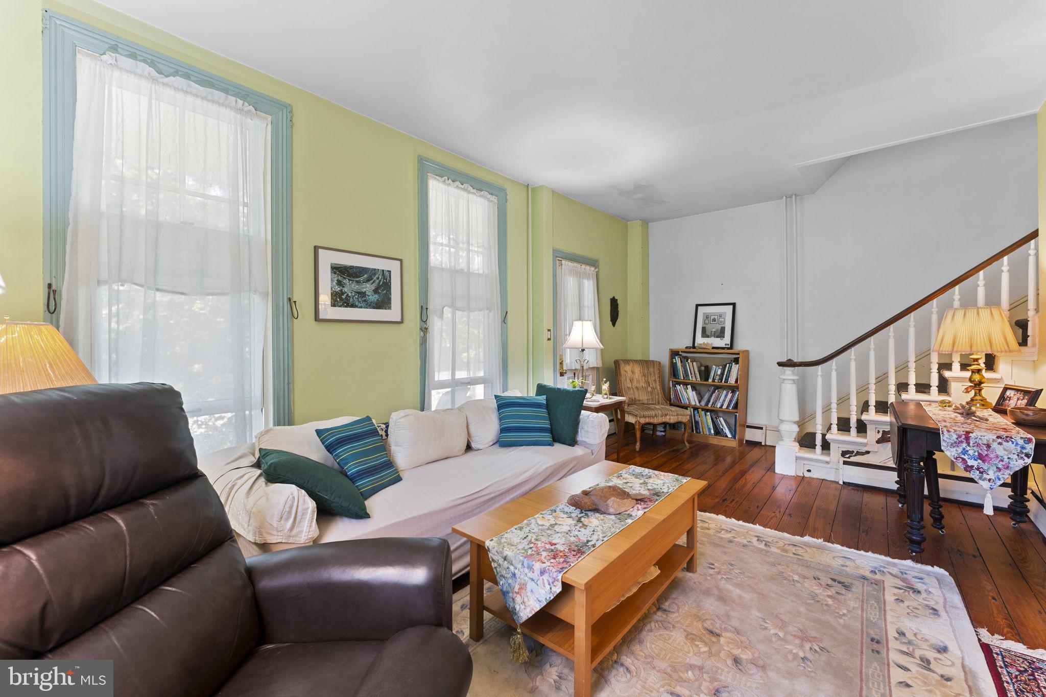 CHESTNUT GROVE - Residential