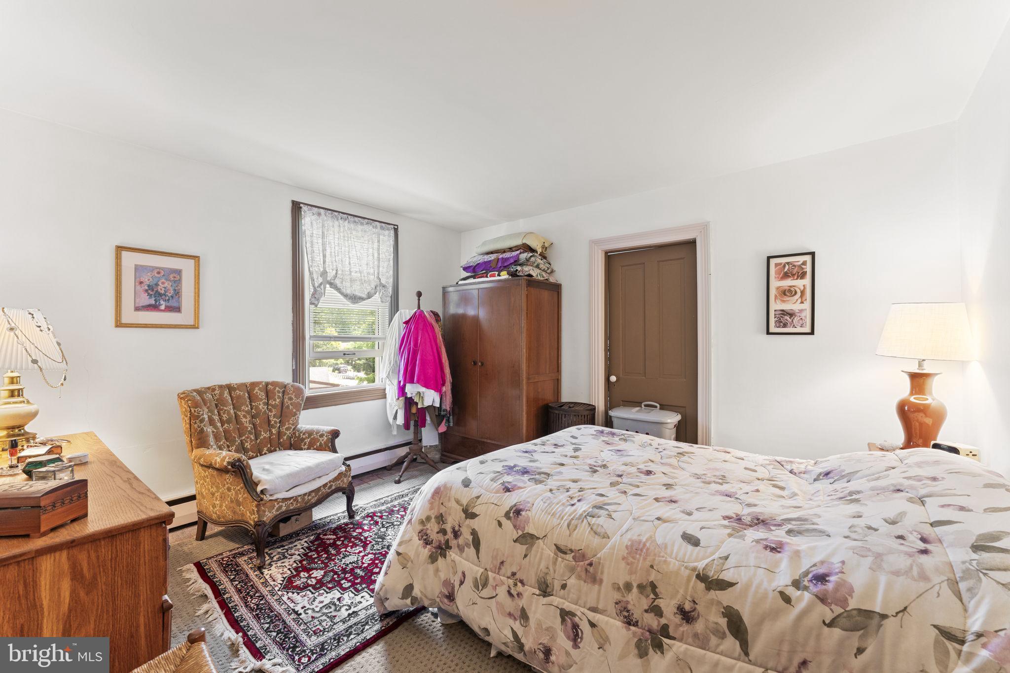 CHESTNUT GROVE - Residential
