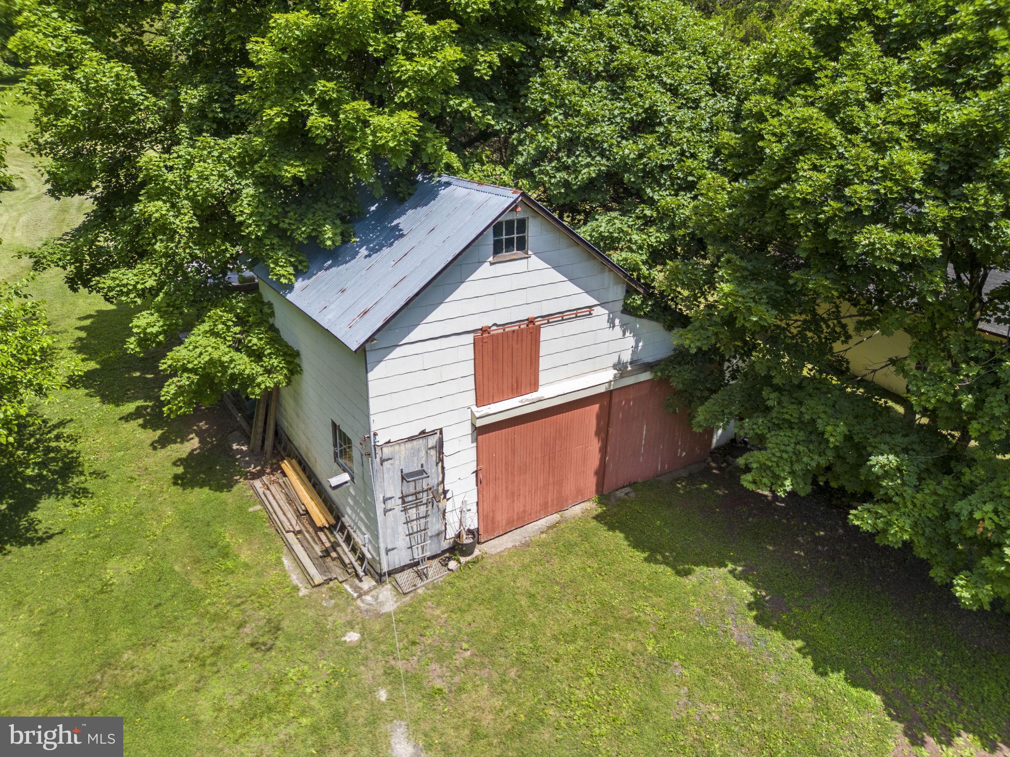 CHESTNUT GROVE - Residential