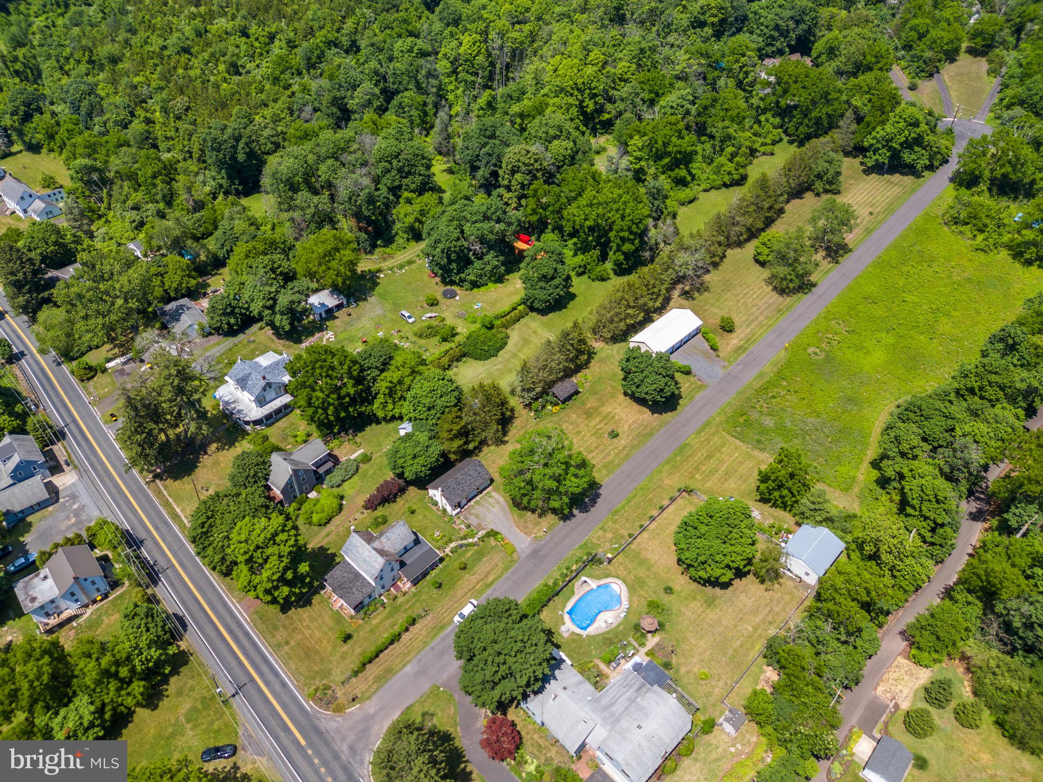 CHESTNUT GROVE - Residential