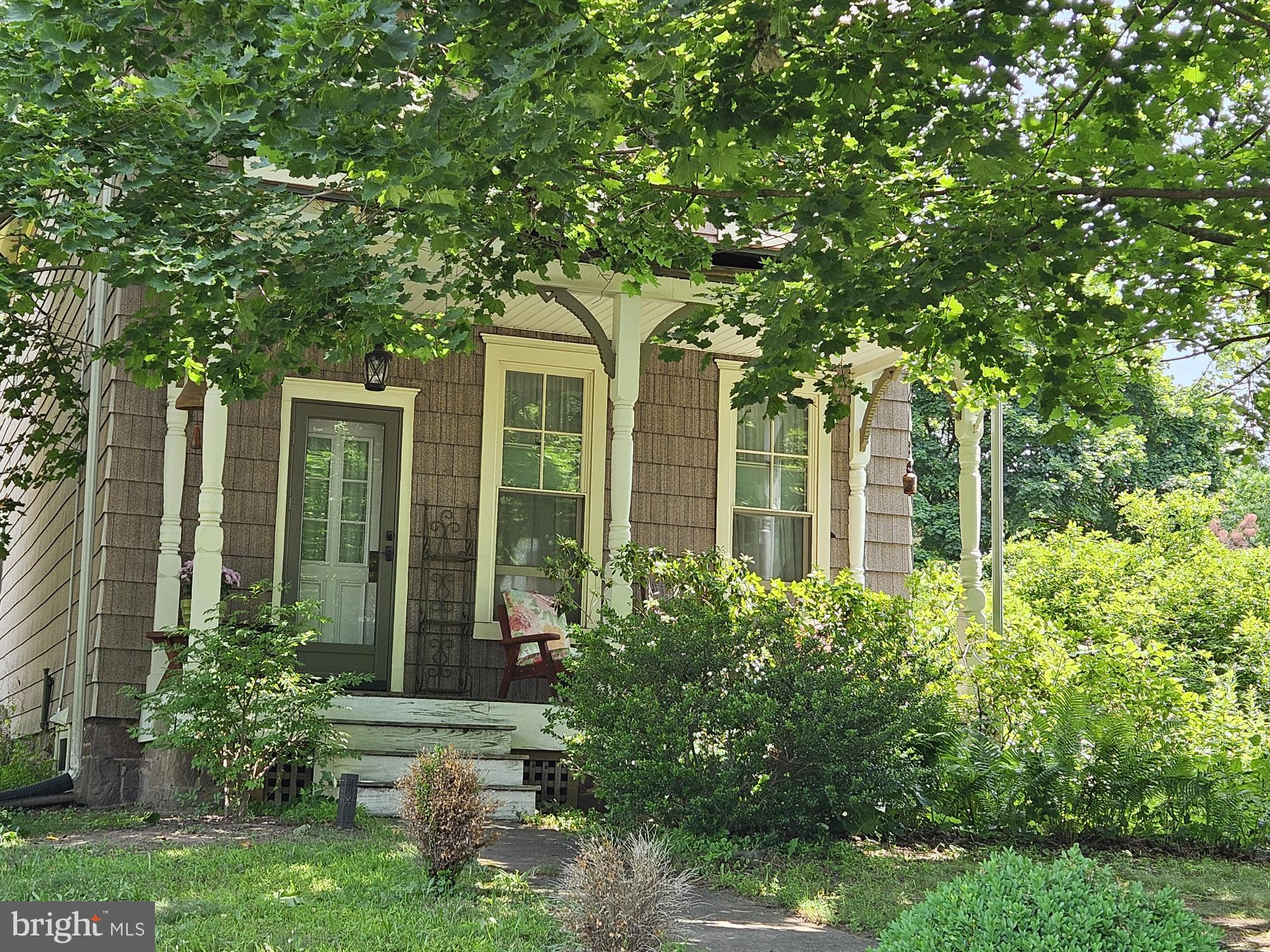 CHESTNUT GROVE - Residential