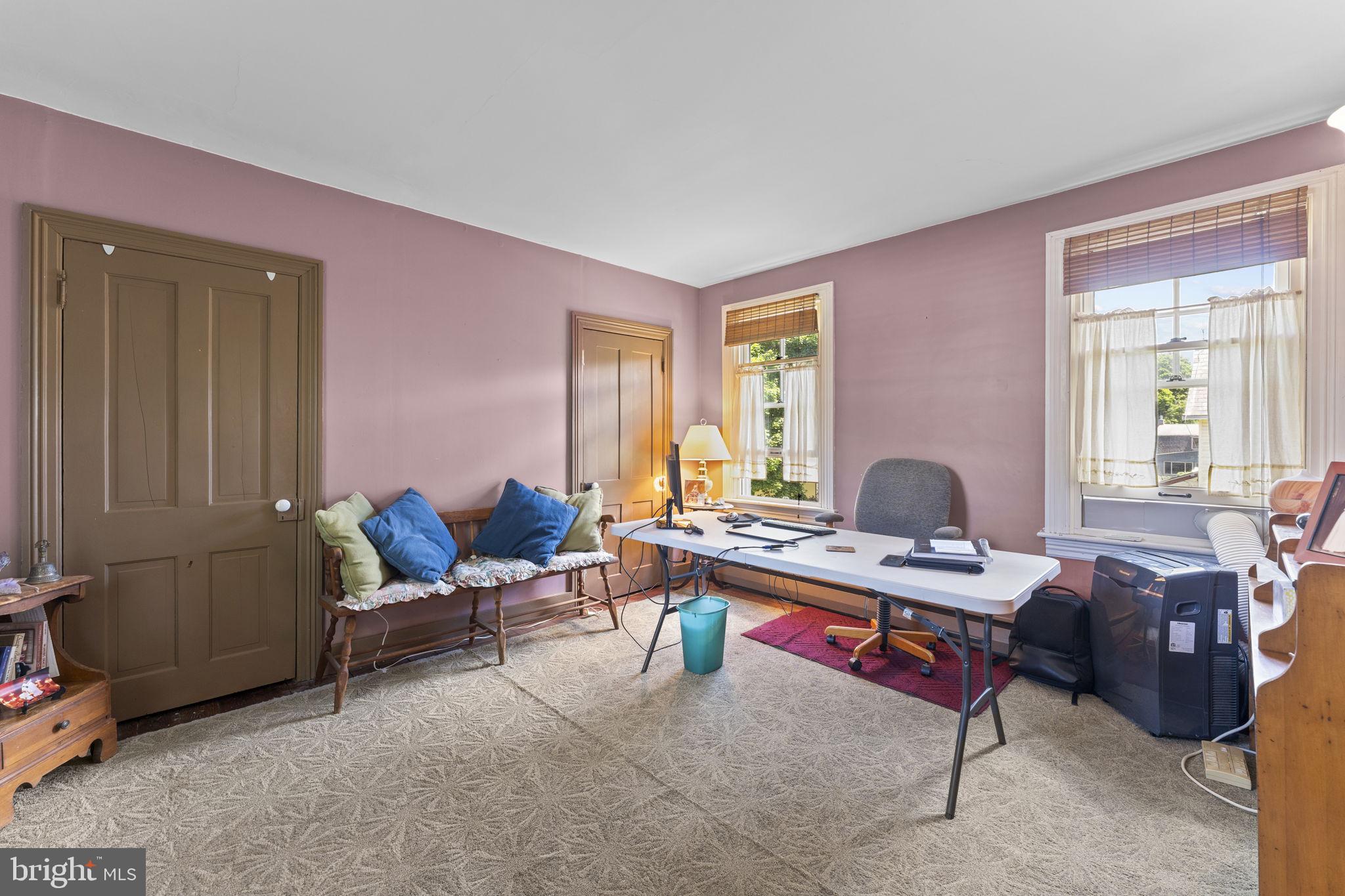 CHESTNUT GROVE - Residential