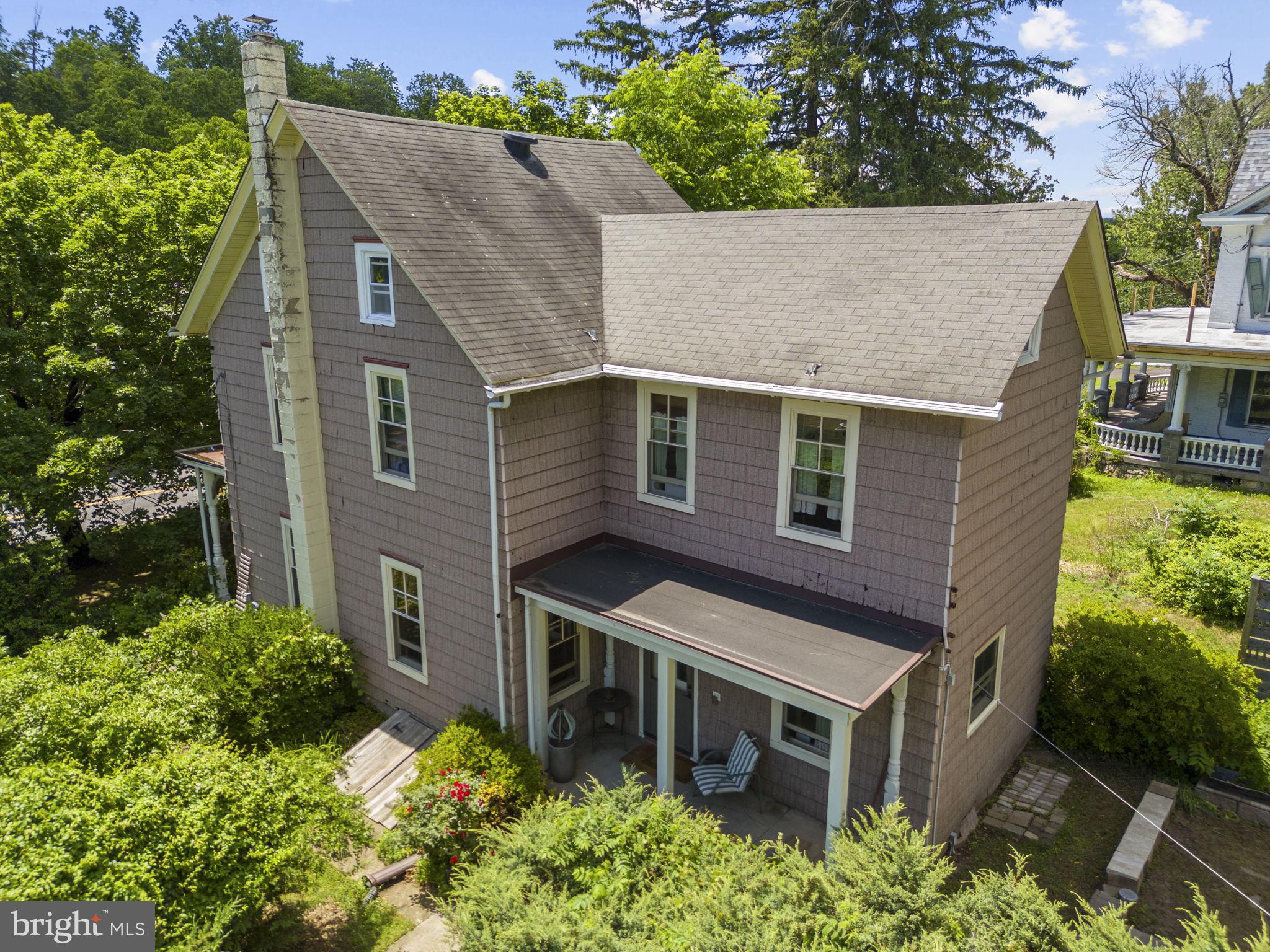 CHESTNUT GROVE - Residential