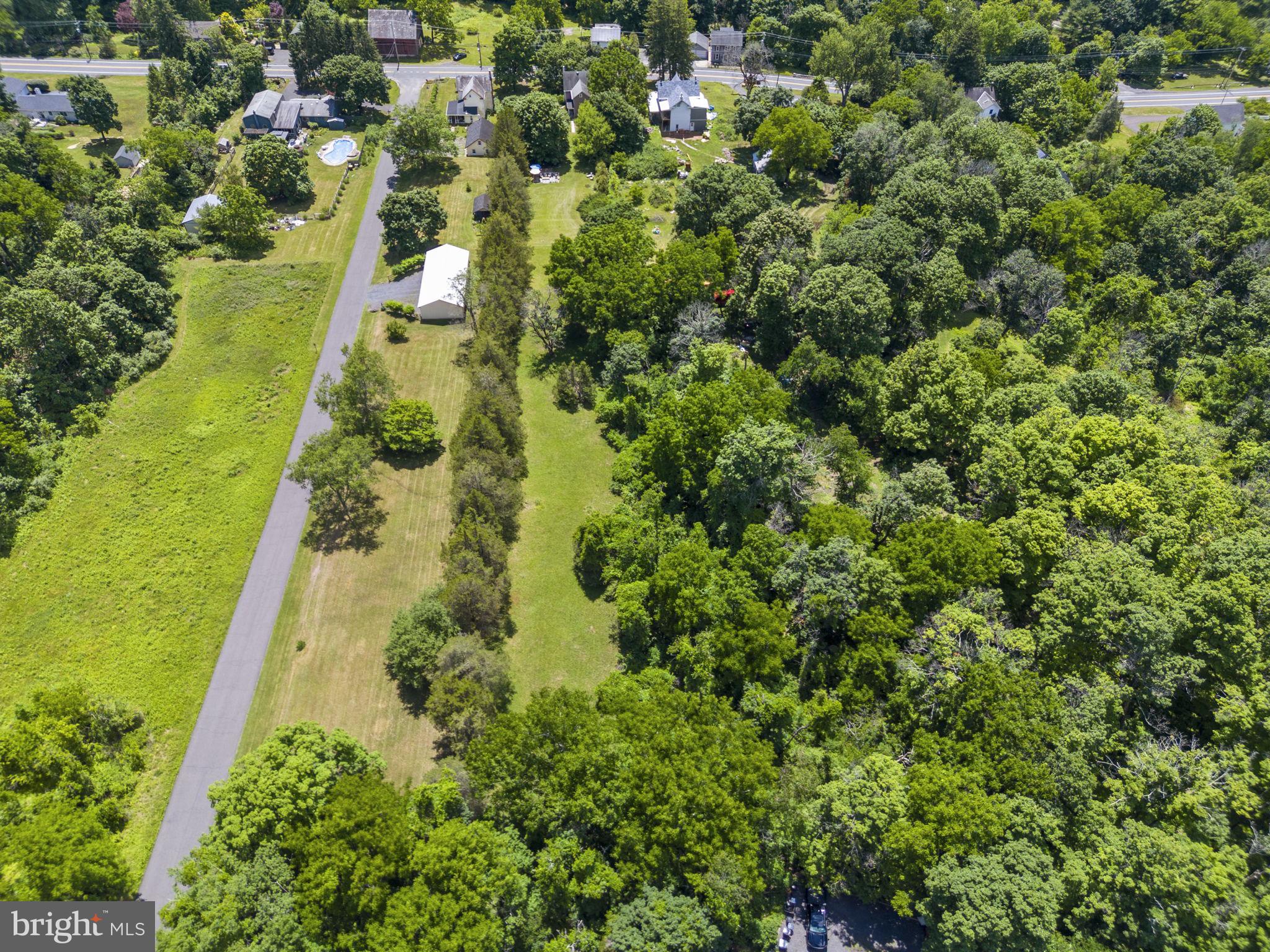 CHESTNUT GROVE - Residential