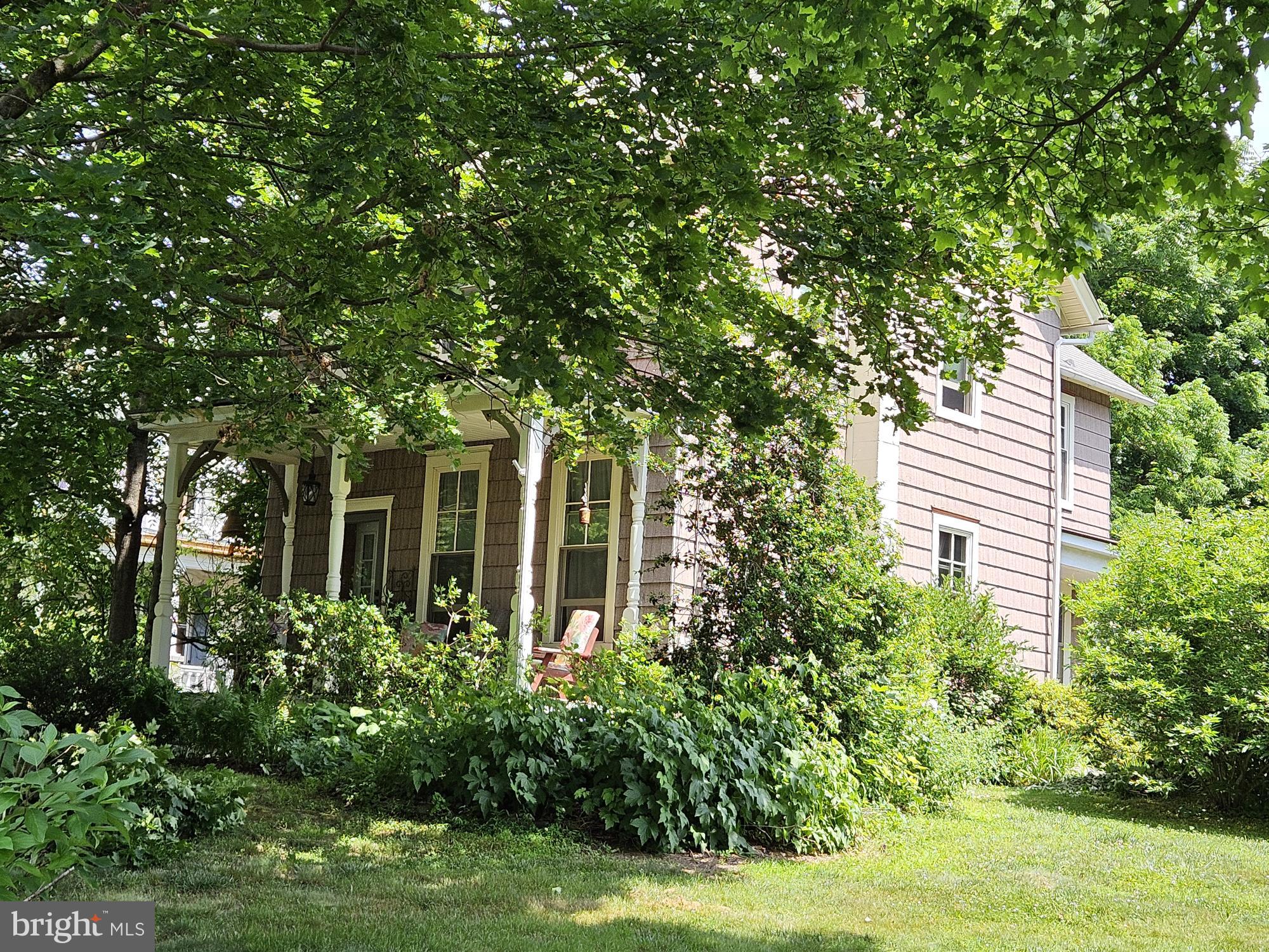 CHESTNUT GROVE - Residential