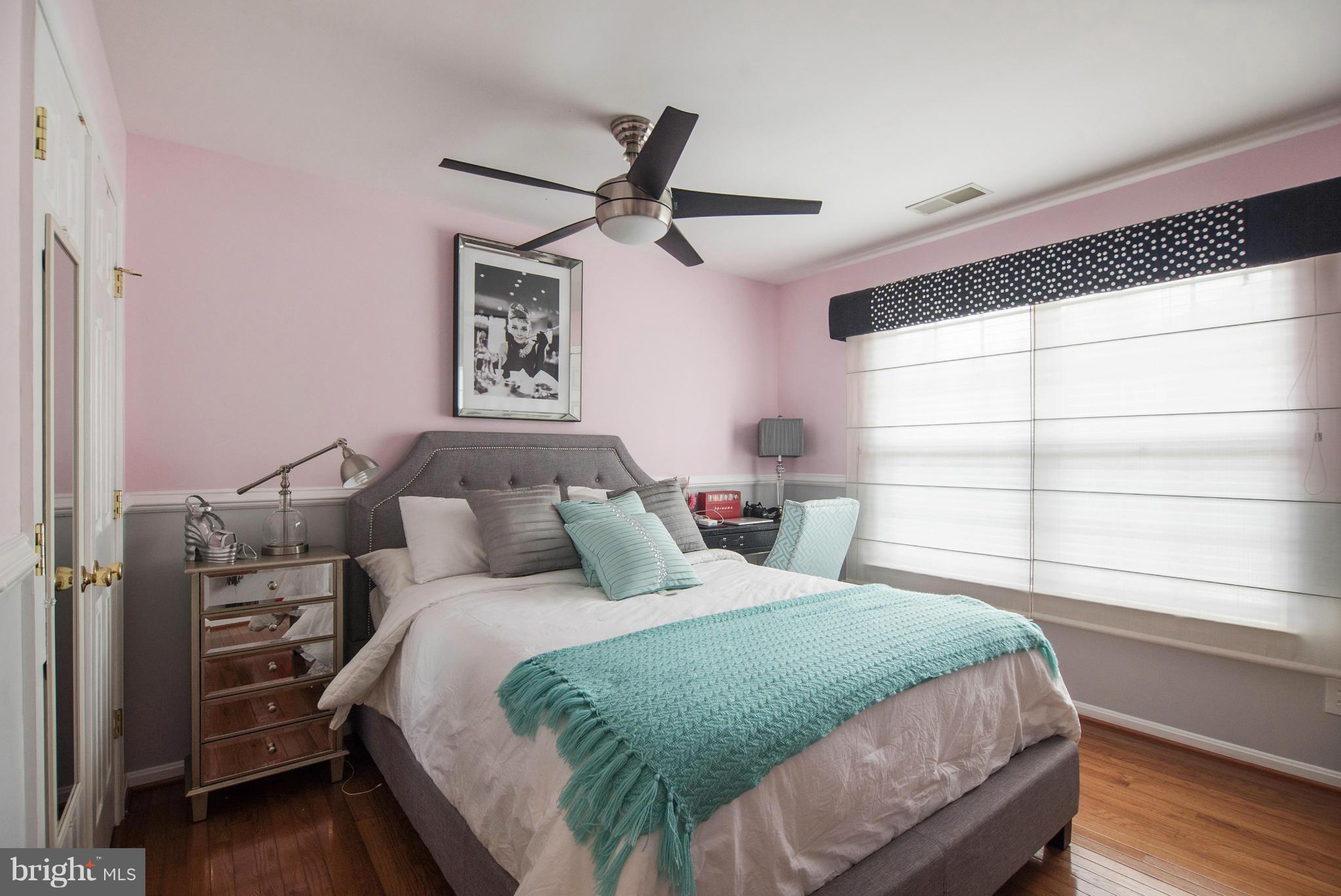 SENECA VIEW ESTATES - Residential