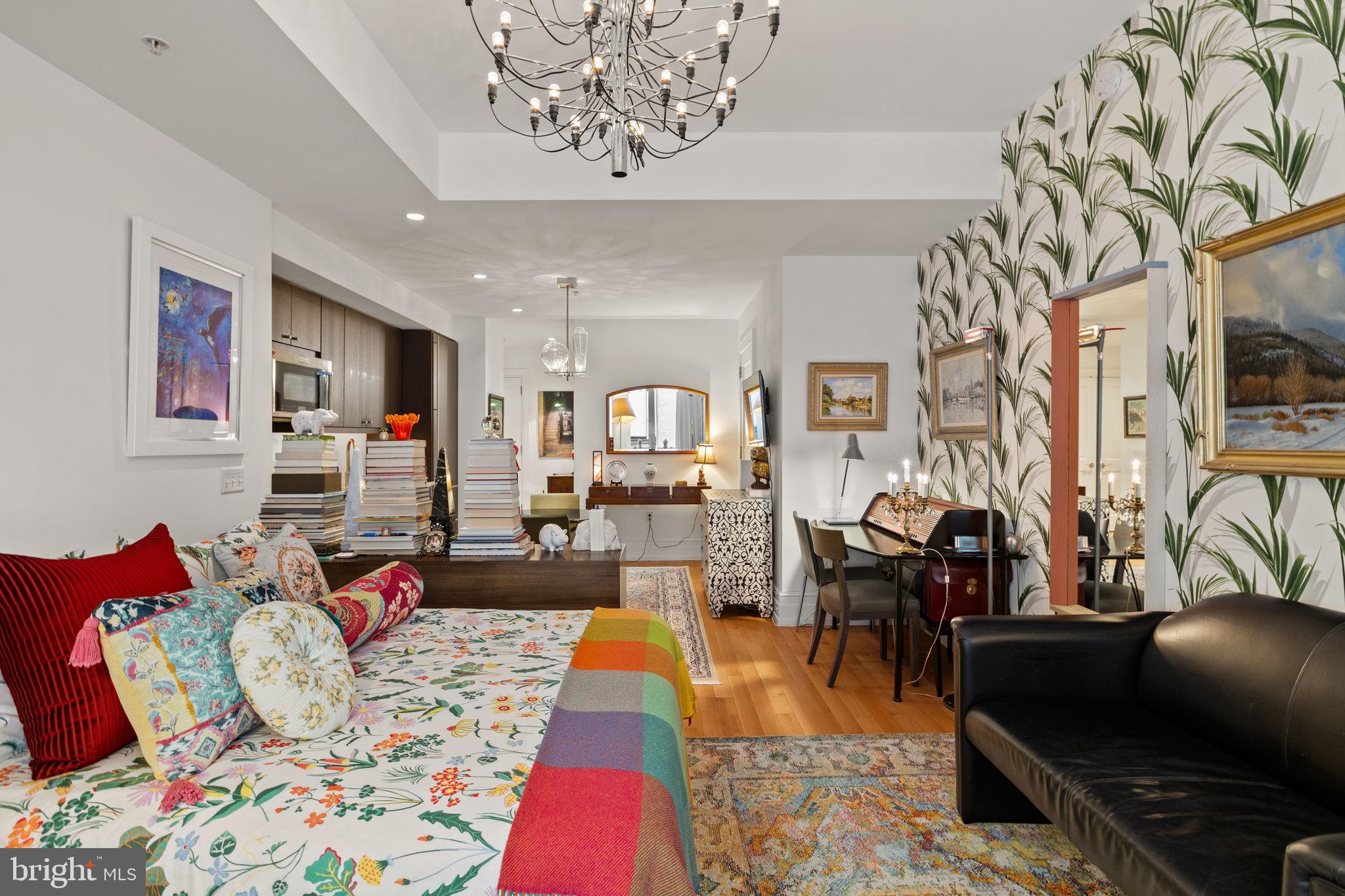 RITTENHOUSE SQUARE - Residential
