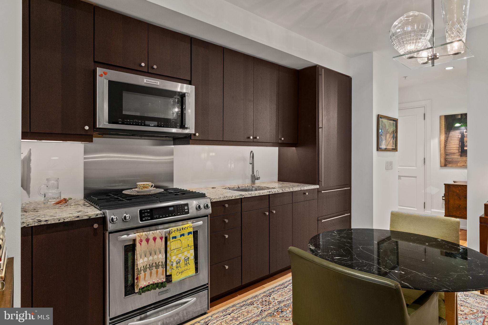 RITTENHOUSE SQUARE - Residential