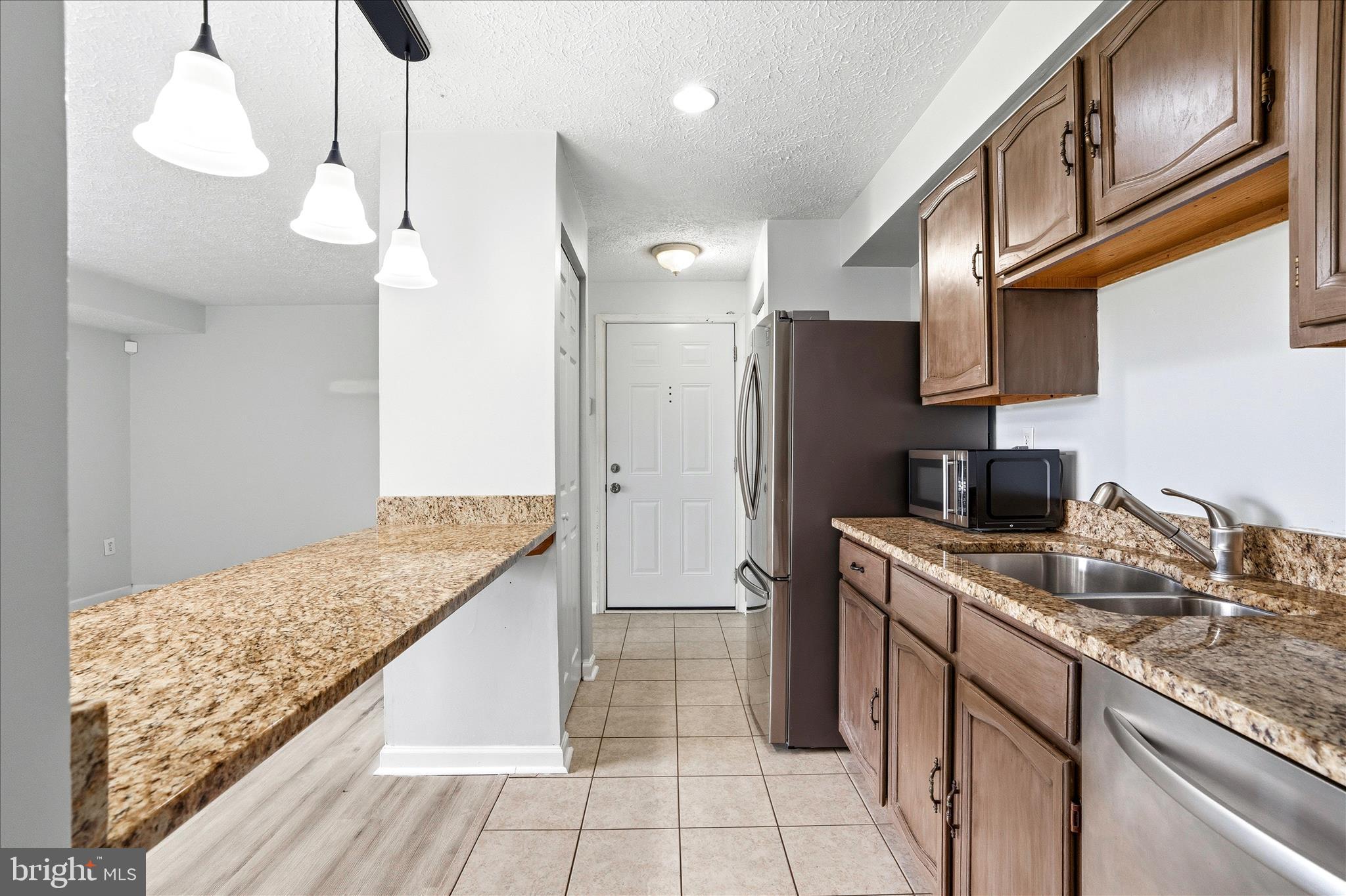 AMBERTOWNE - Residential