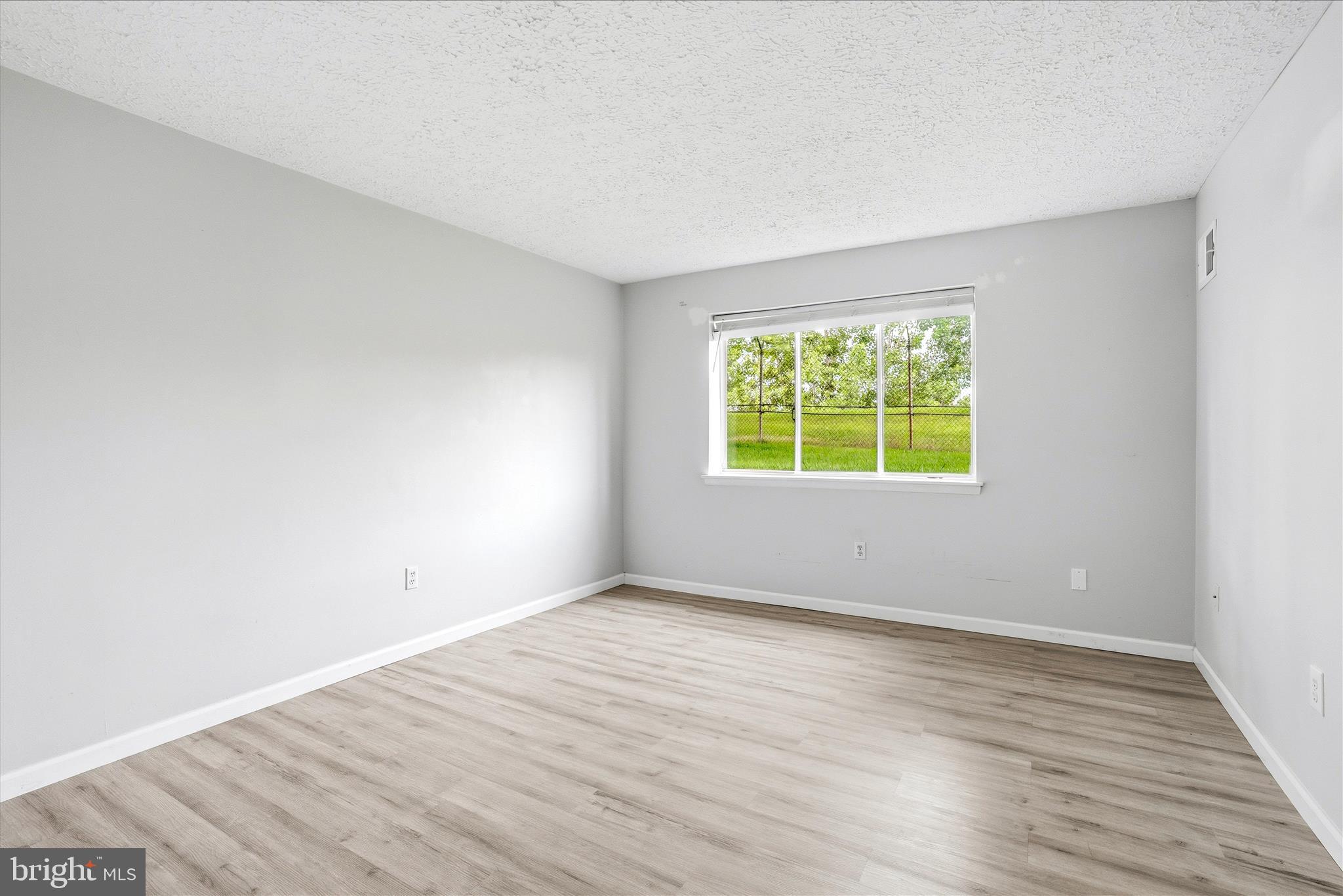 AMBERTOWNE - Residential