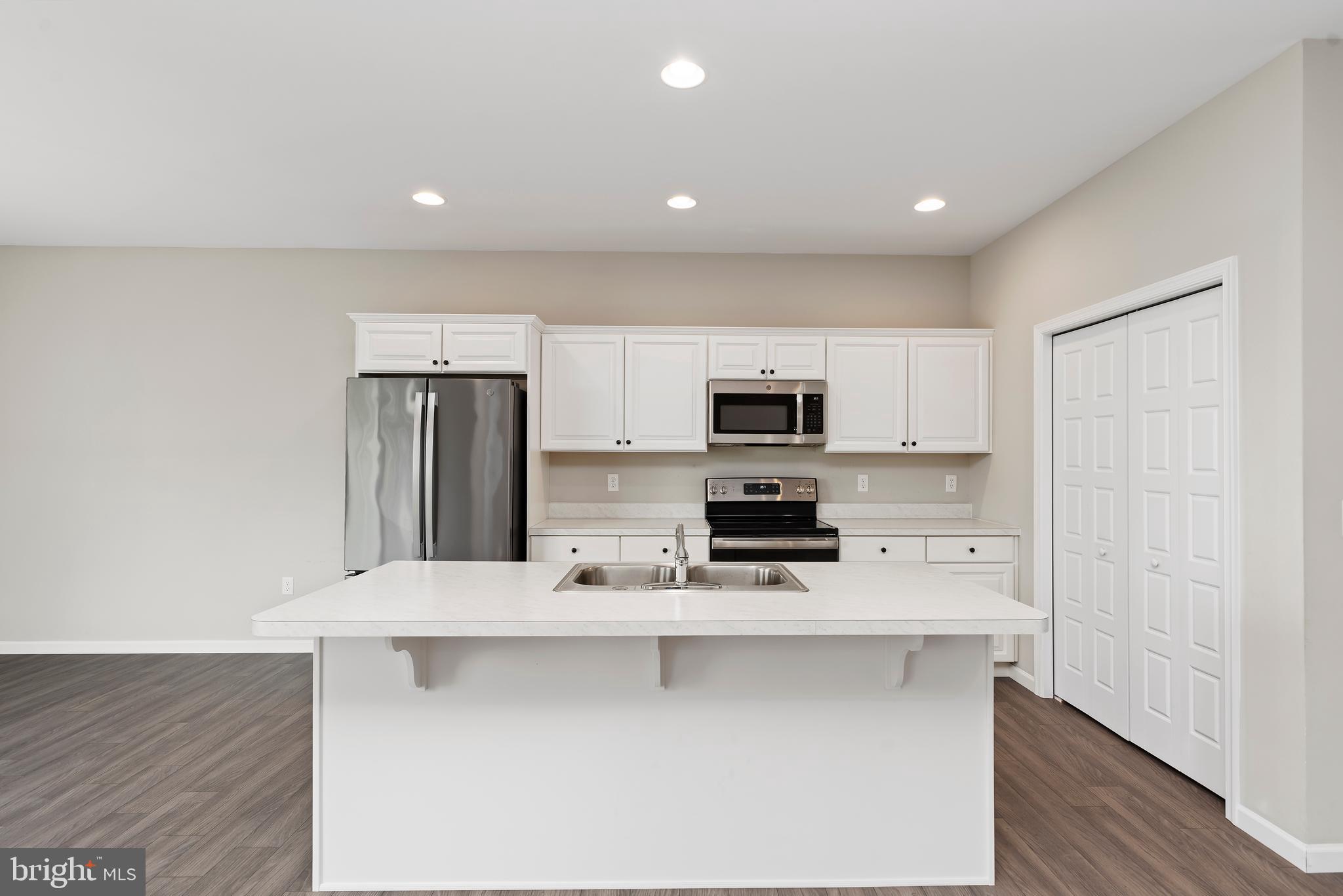 WRIGHT'S LANDING - Residential Lease