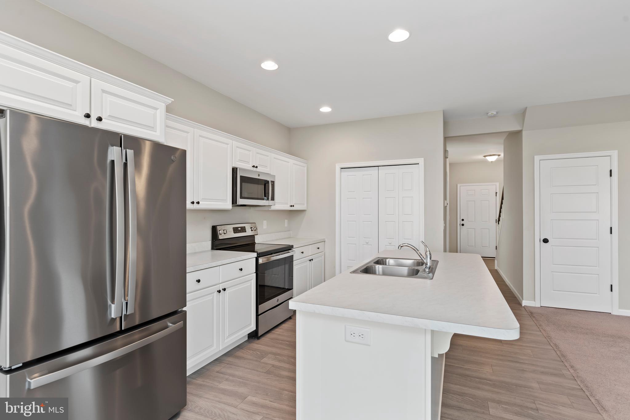 WRIGHT'S LANDING - Residential Lease