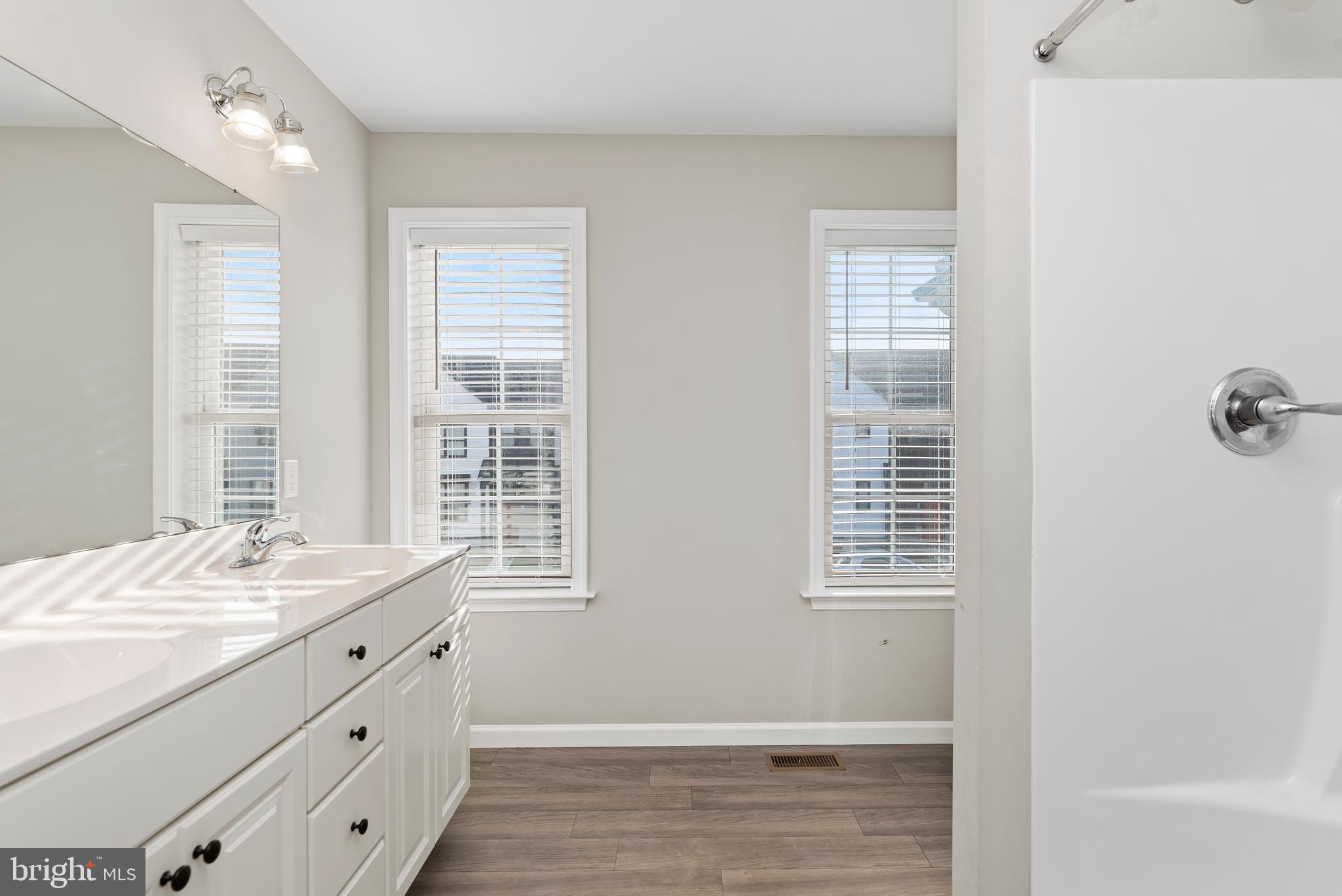 WRIGHT'S LANDING - Residential Lease