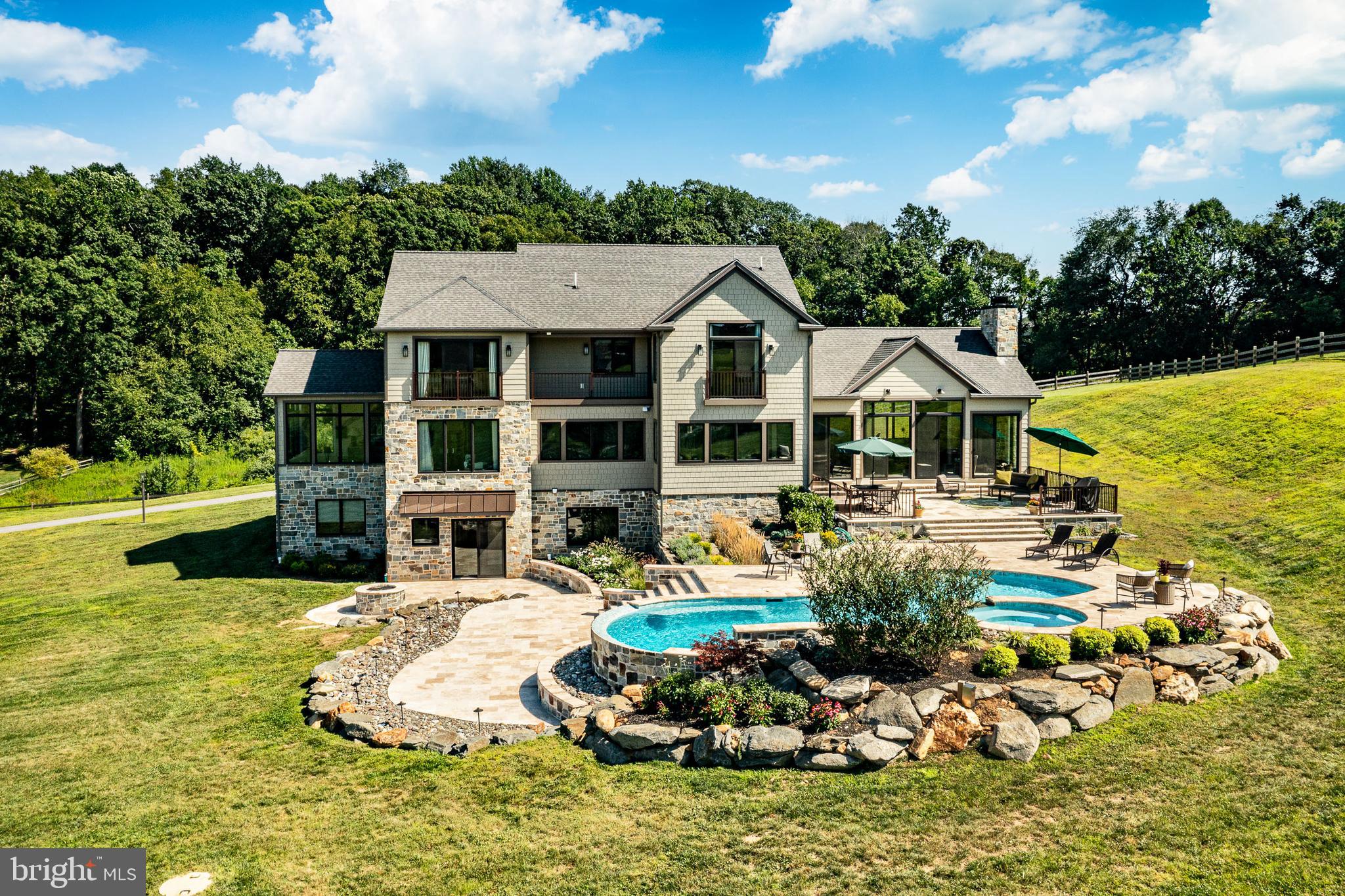 COTSWOLD ESTATES - Residential