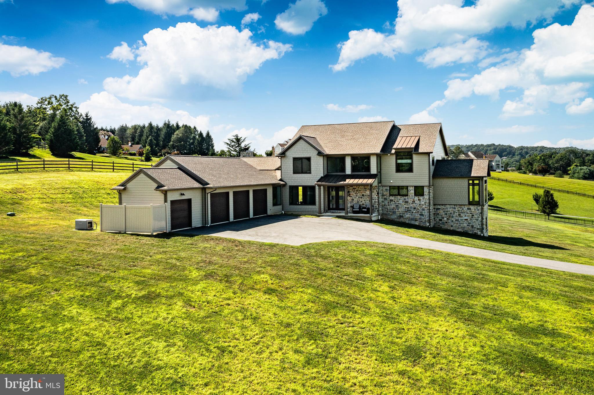 COTSWOLD ESTATES - Residential