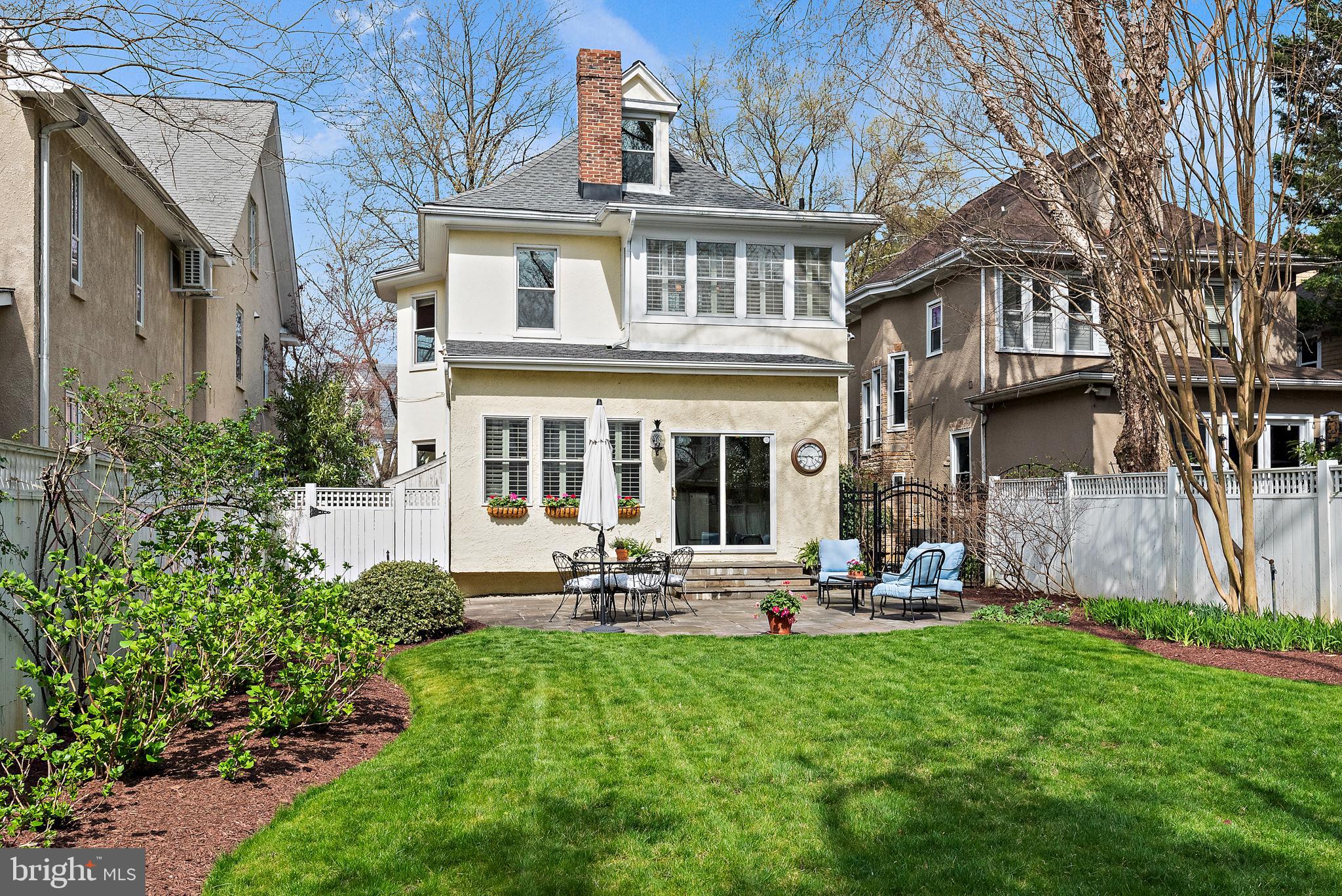 MURRAY HILL - Residential
