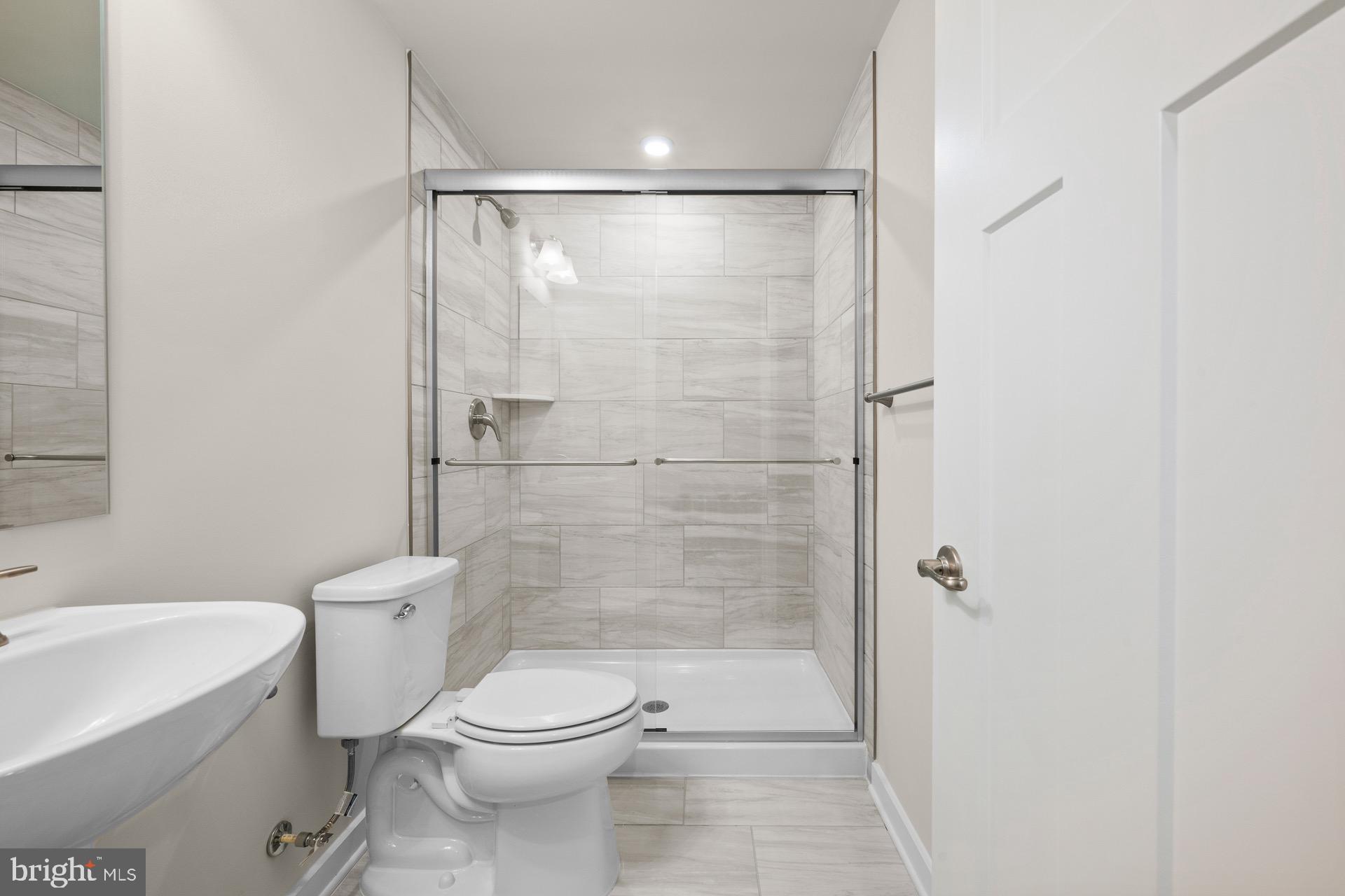 TROVINGER MILL ESTATES - Residential