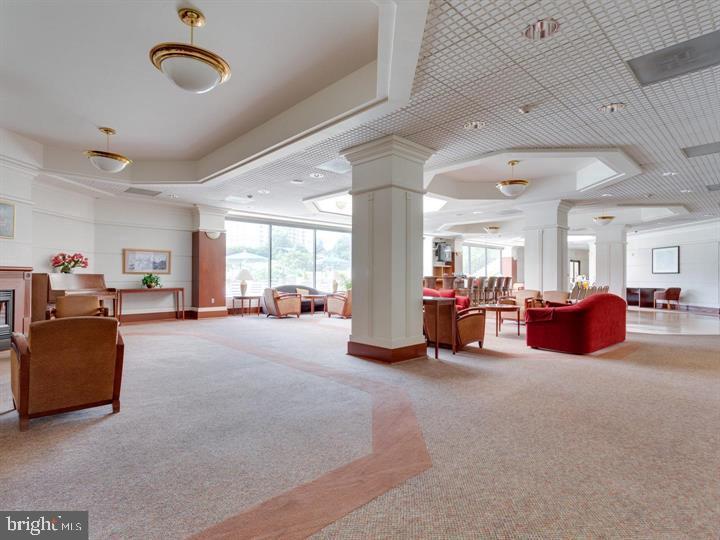 WATERGATE AT LANDMARK - Residential