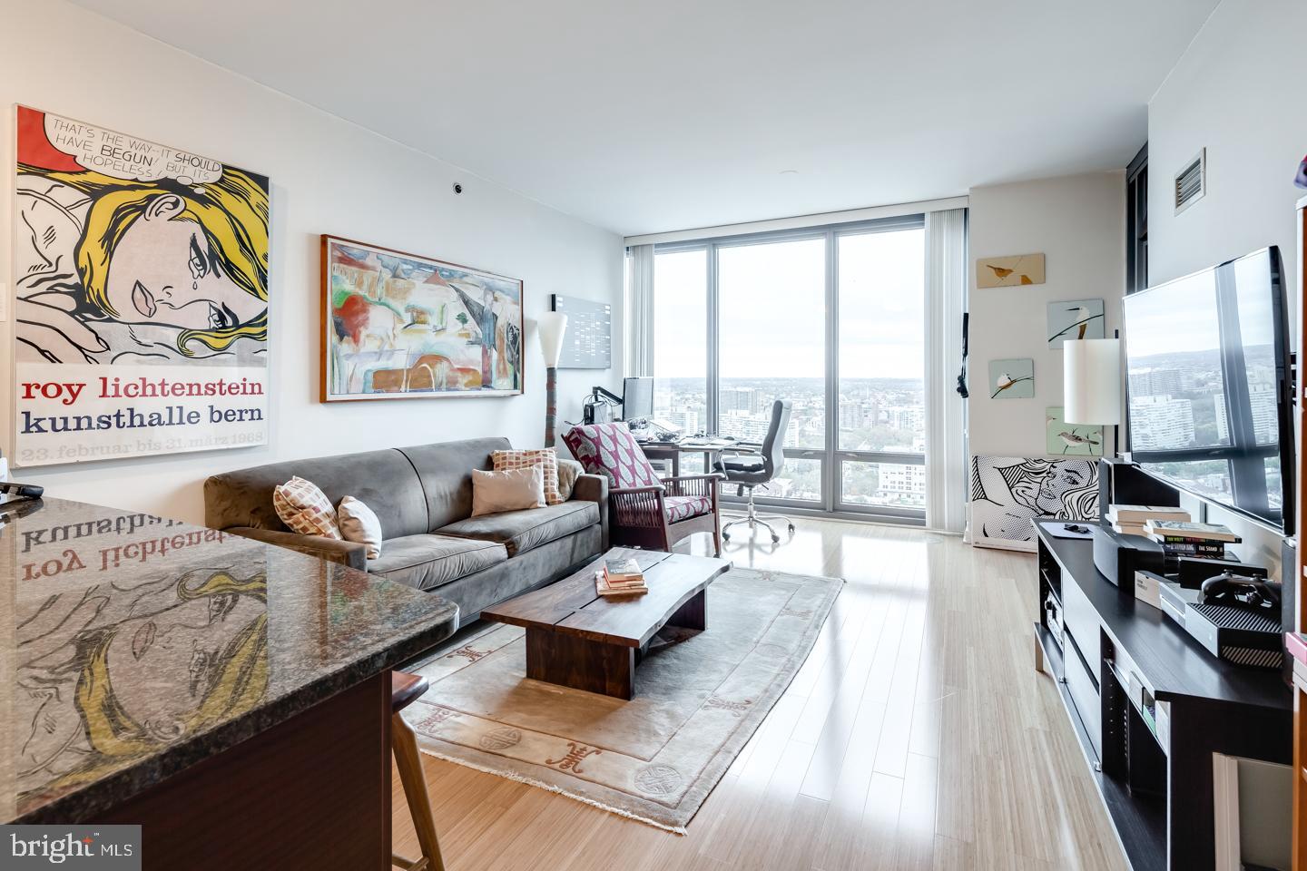 RITTENHOUSE SQUARE - Residential Lease