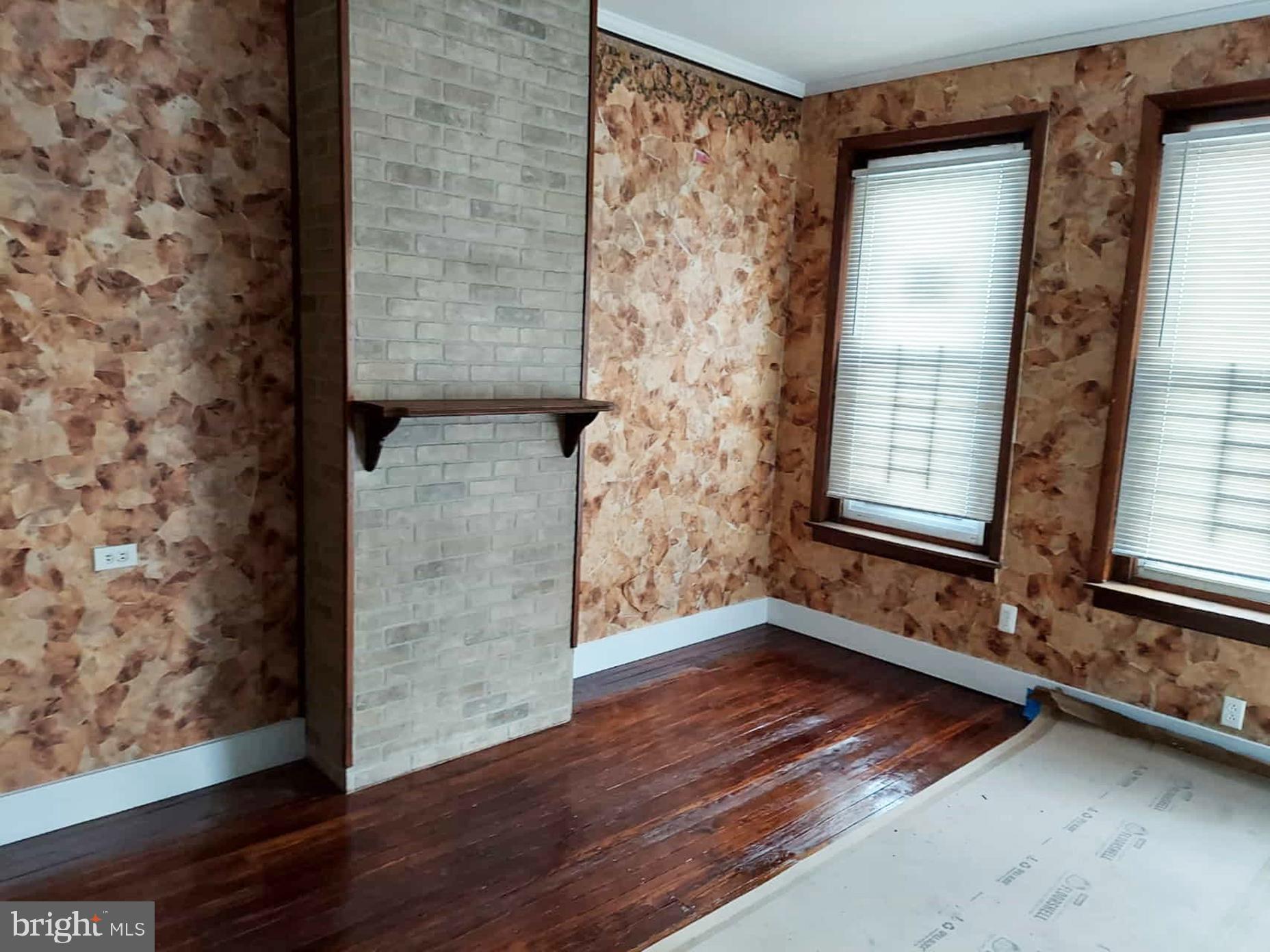 KENSINGTON - Residential Lease